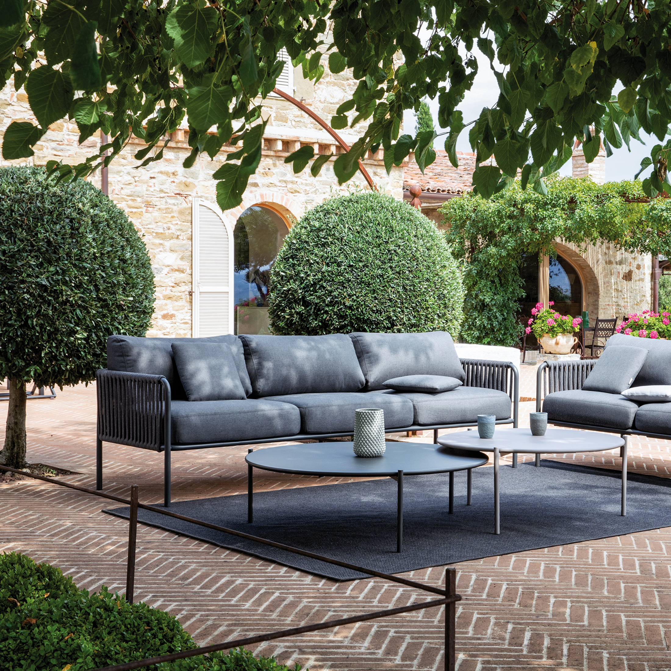 Corner sofa module with "Key West" rope backrest and cushions 80x80 cm 64h