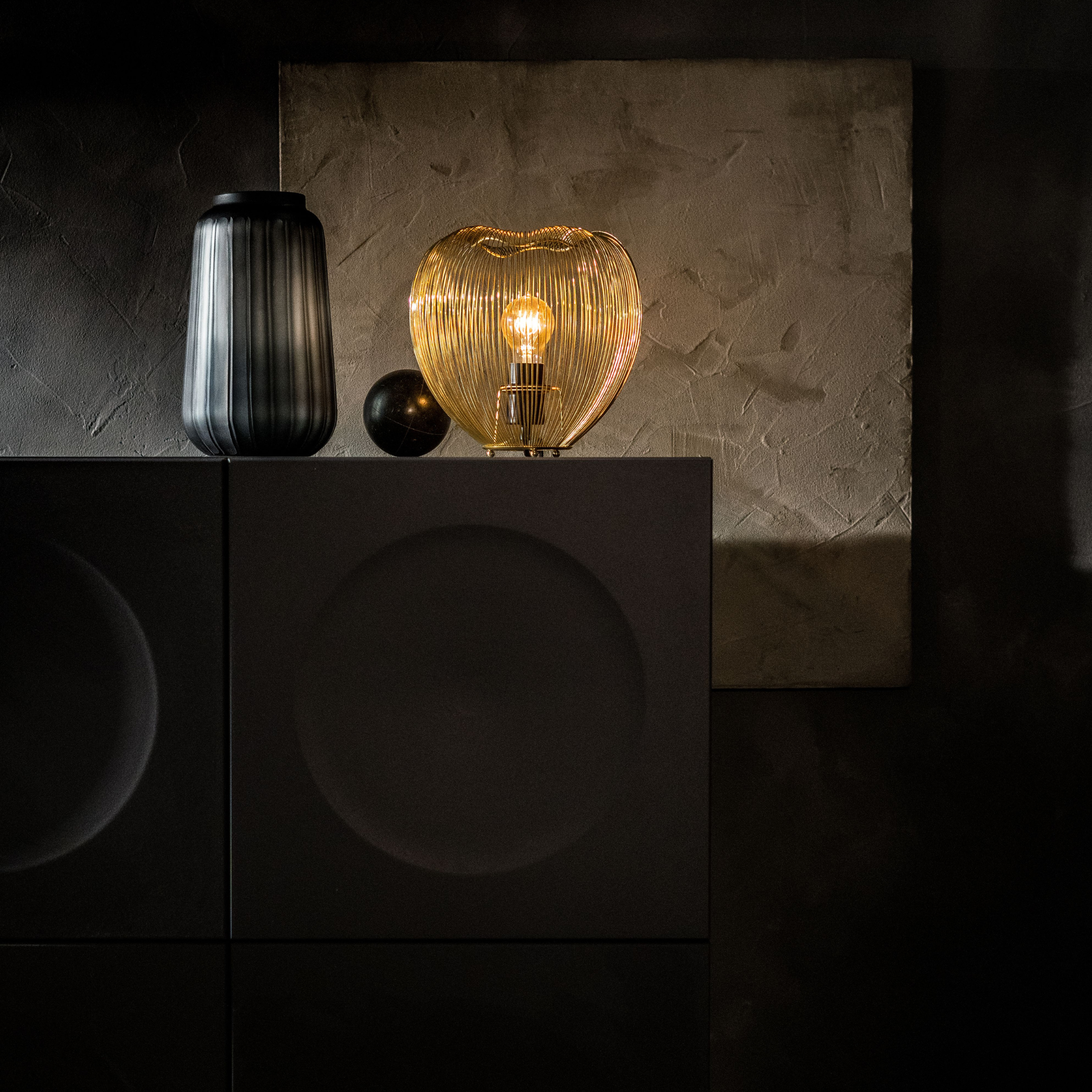 "Sirio" hanging and table lamp with metal shade