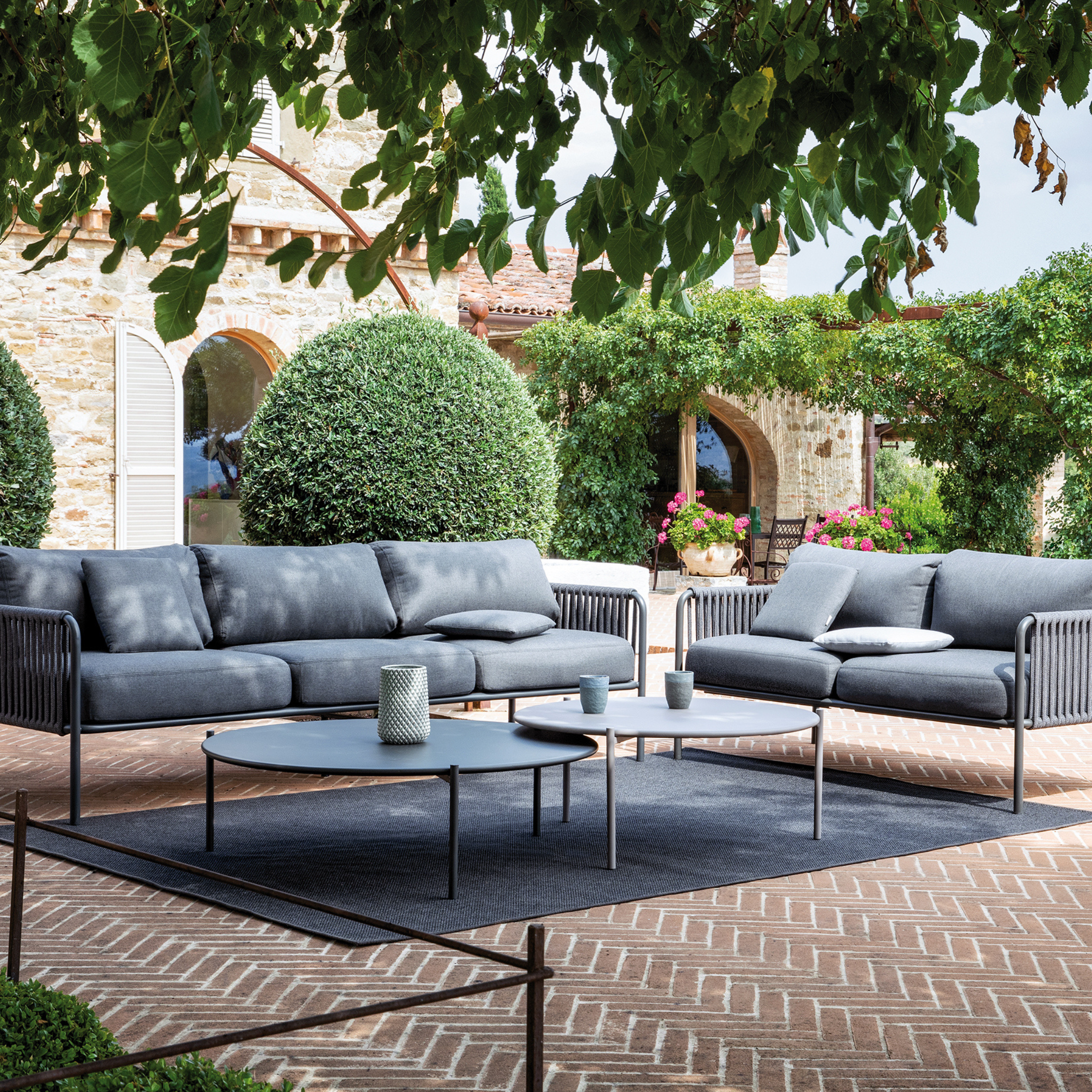 "TapCam" polyester fibre garden rug, maxi doormat