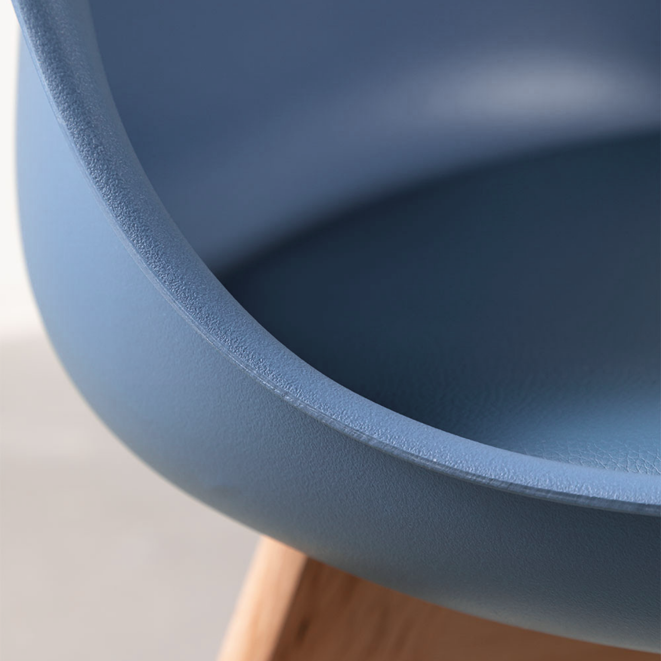 Set of padded chairs in imitation leather "Stilezze" armchairs with wooden legs cm 52x48.5 82h