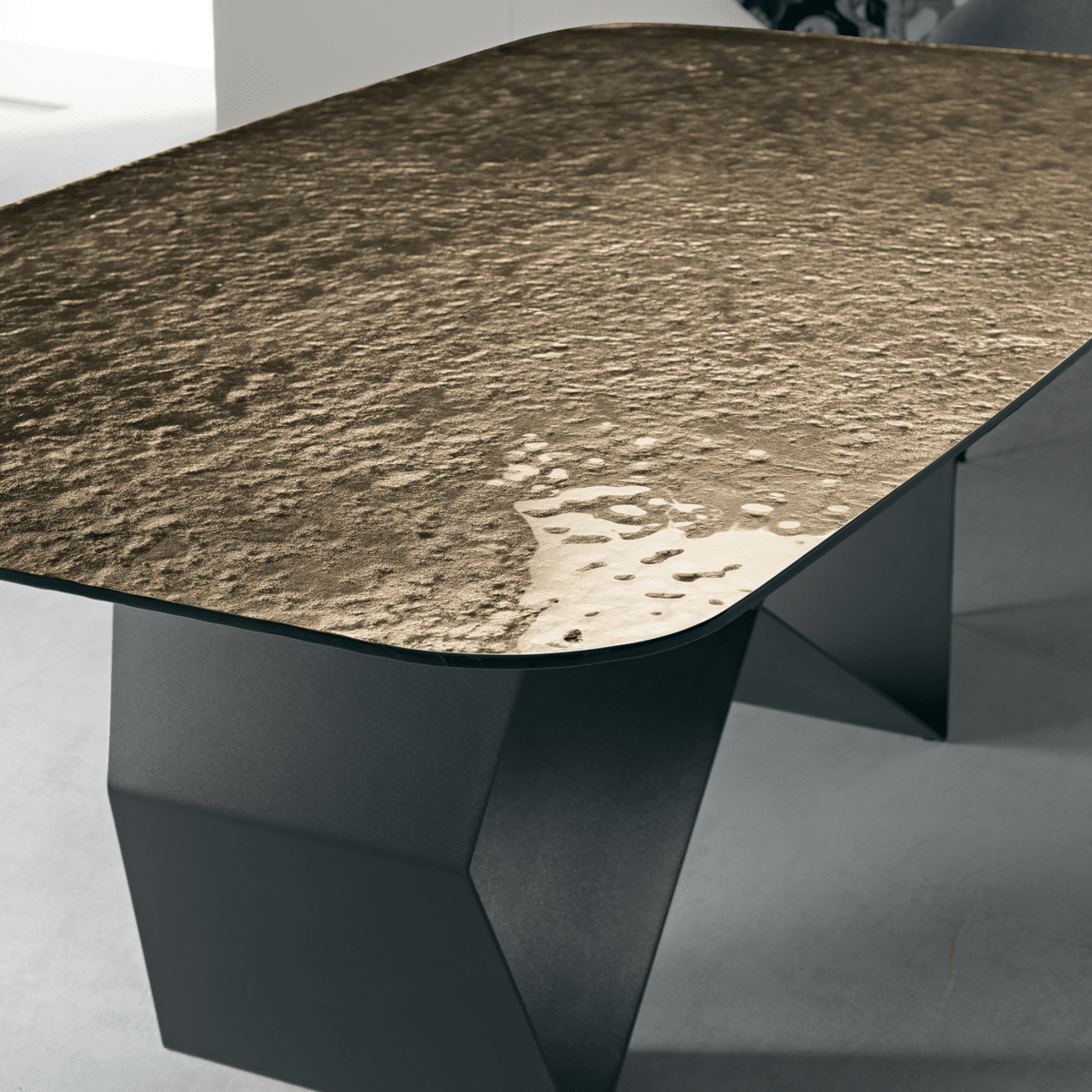 Tavolo fisso moderno "Karlito" con base in metallo verniciato cm 210x110 75h - MondoViro