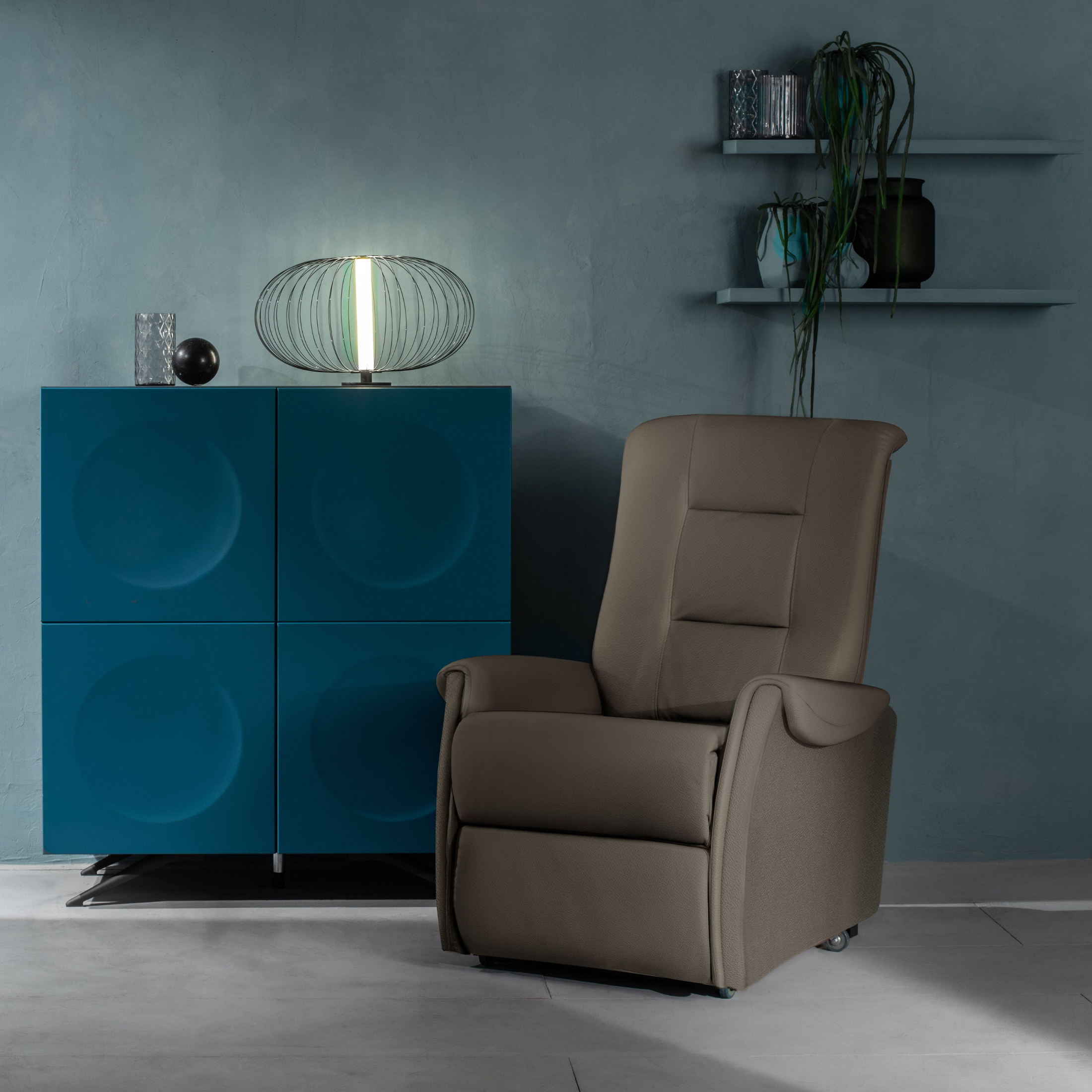 Sillón reclinable beige "Elisa" elevable 1 motor 75x90 107h