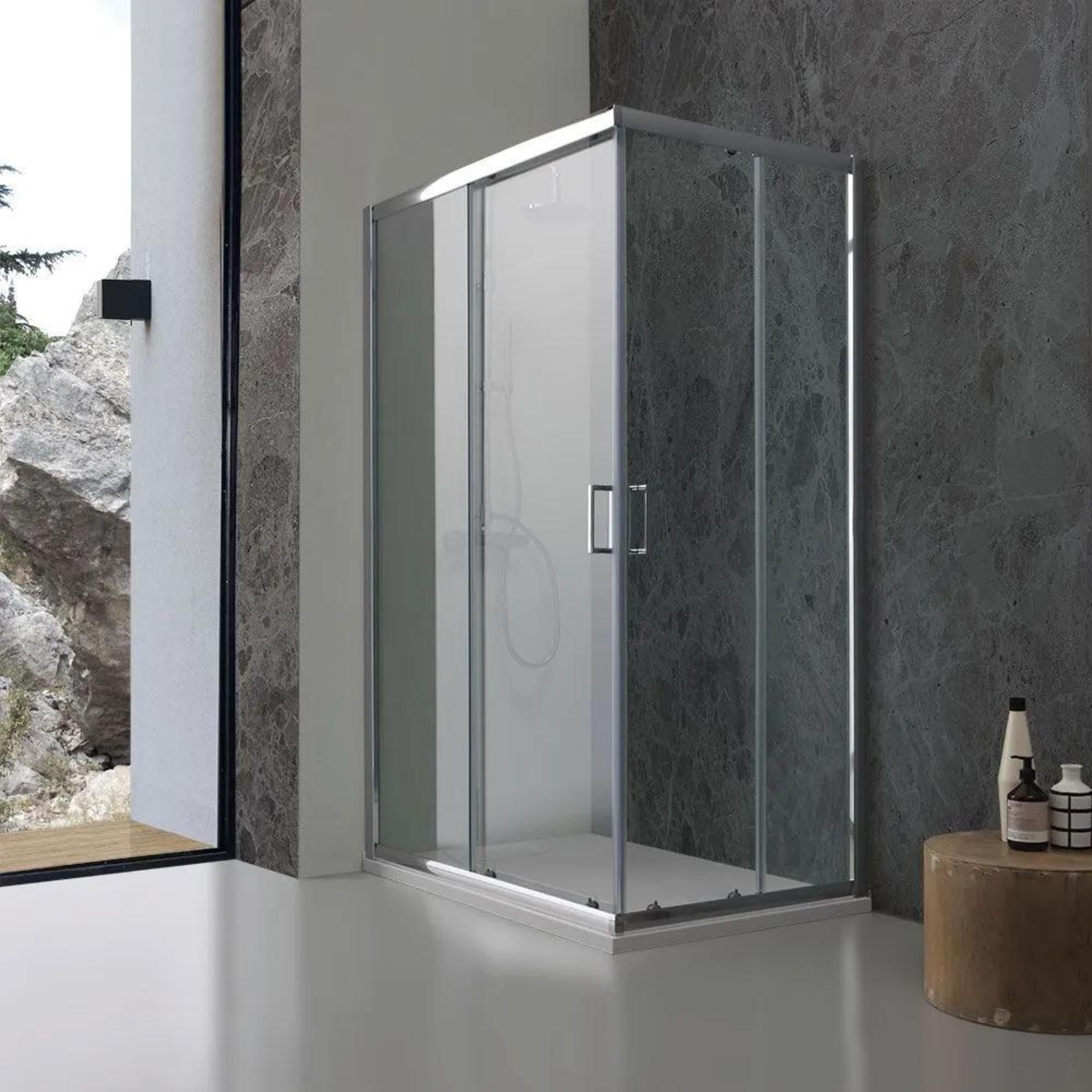 "Genova Two" shower enclosure with sliding doors in transparent tempered glass, 185 cm high.