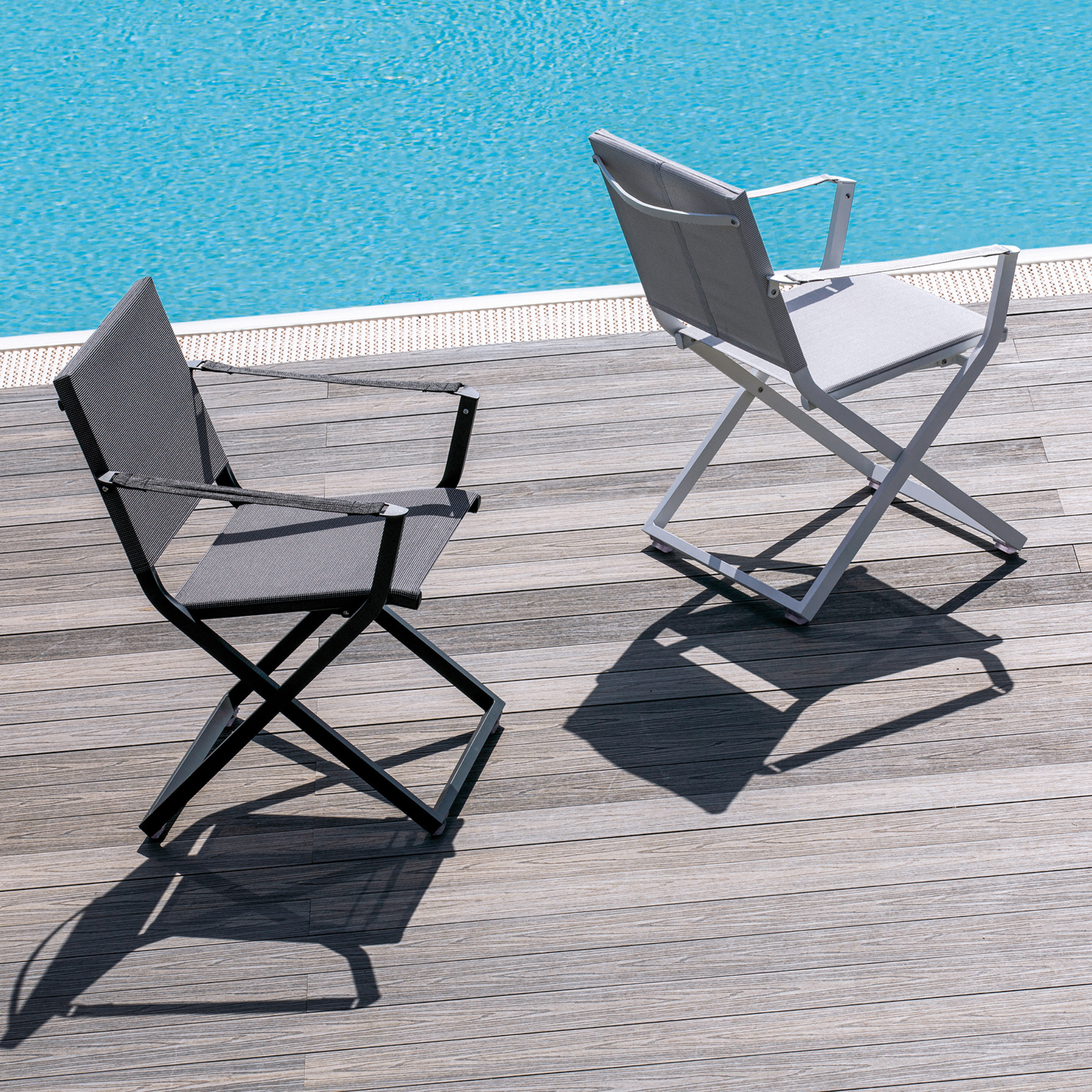 Set of "Fellini" folding garden chairs with fabric backrest and seat