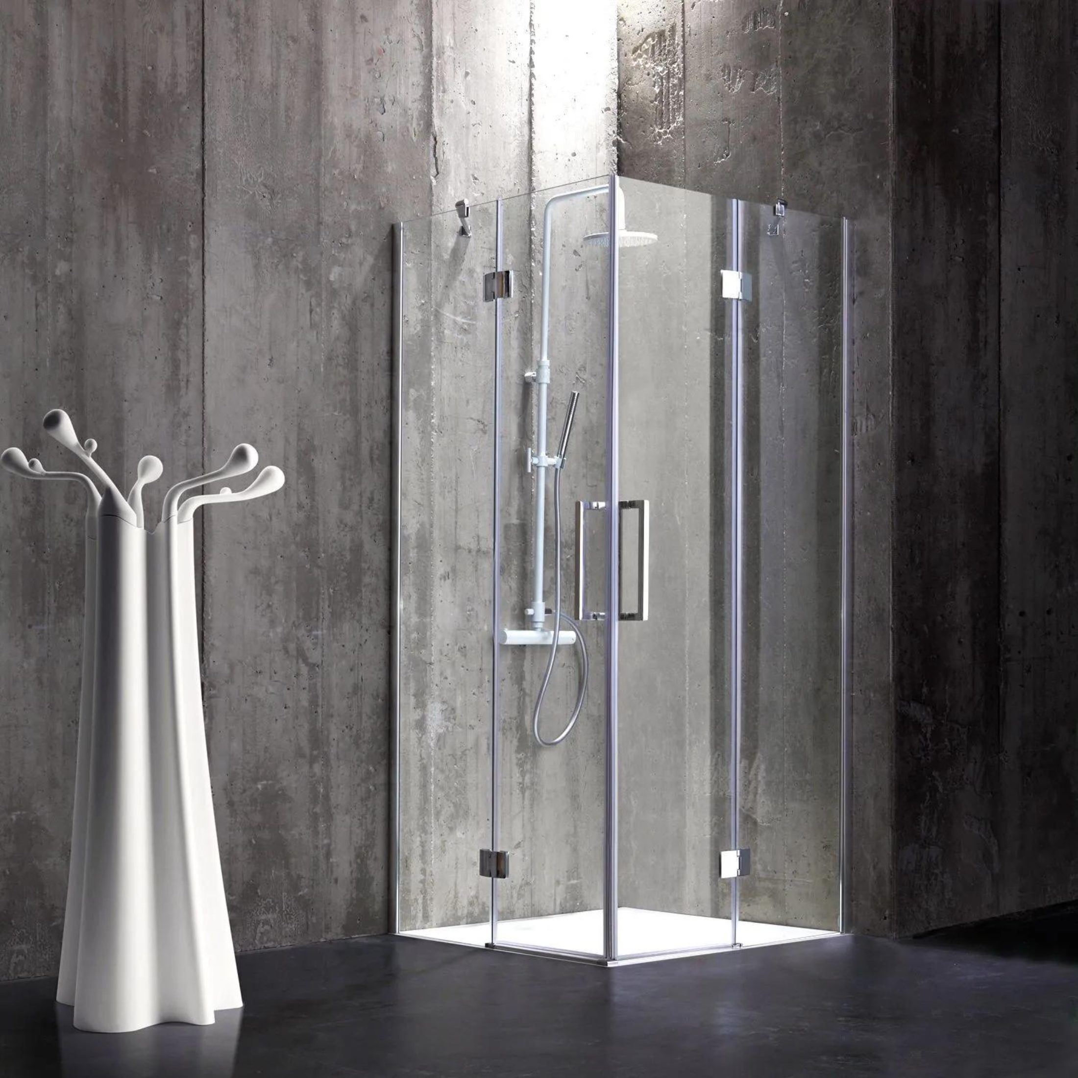 Frameless shower enclosure "Lion" in transparent tempered glass, height 190 cm