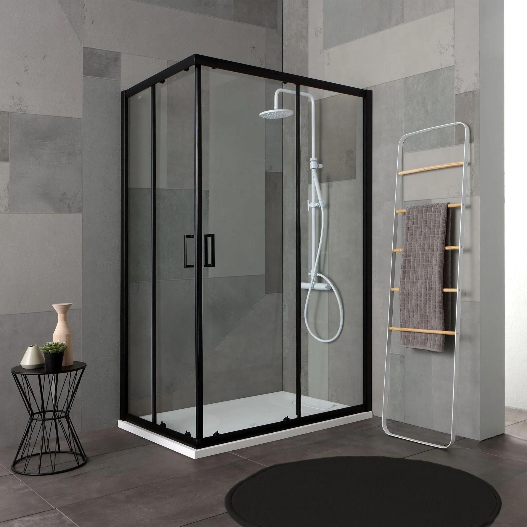 Rectangular "Cielo" shower enclosure in clear glass with matt black profile, height 190 cm