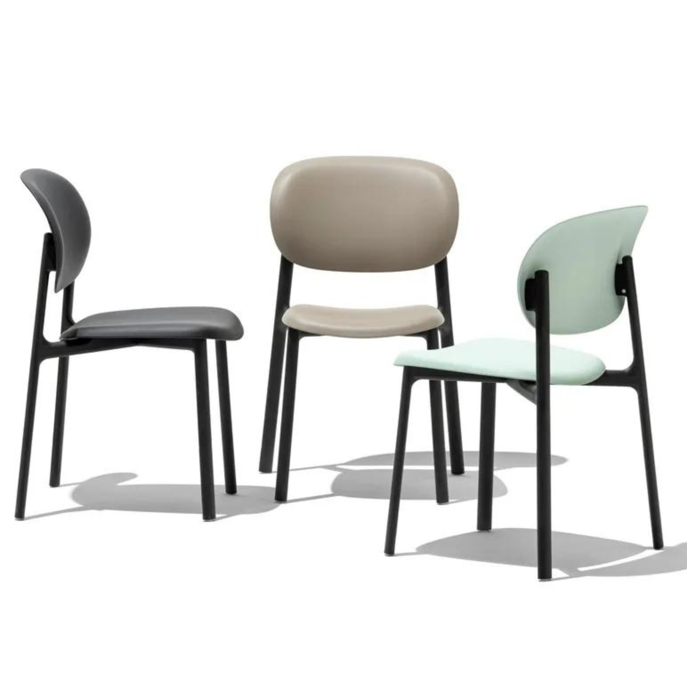"Zero" modern living room chair in recycled polypropylene 53x53 cm 82h