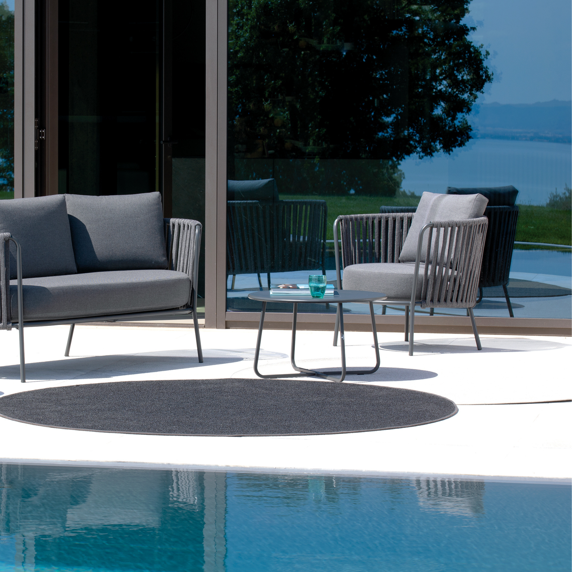 "Daisy Rope" maxi low armchair in rope and stainless steel, garden lounge chair, 104x104 cm, 71 cm high