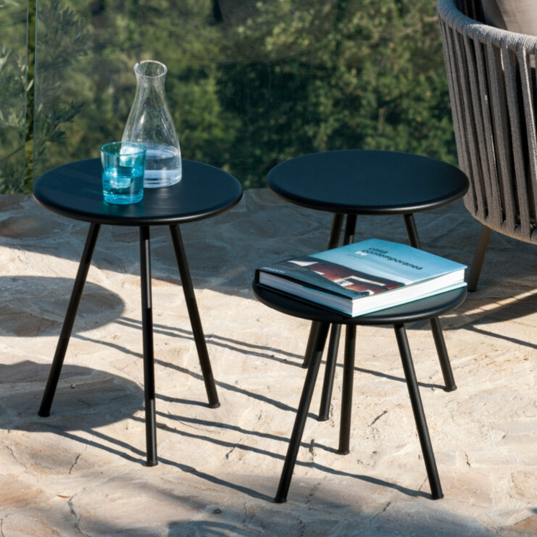 Set of 3 "Daisy" metal coffee tables for the garden, 40x40 cm