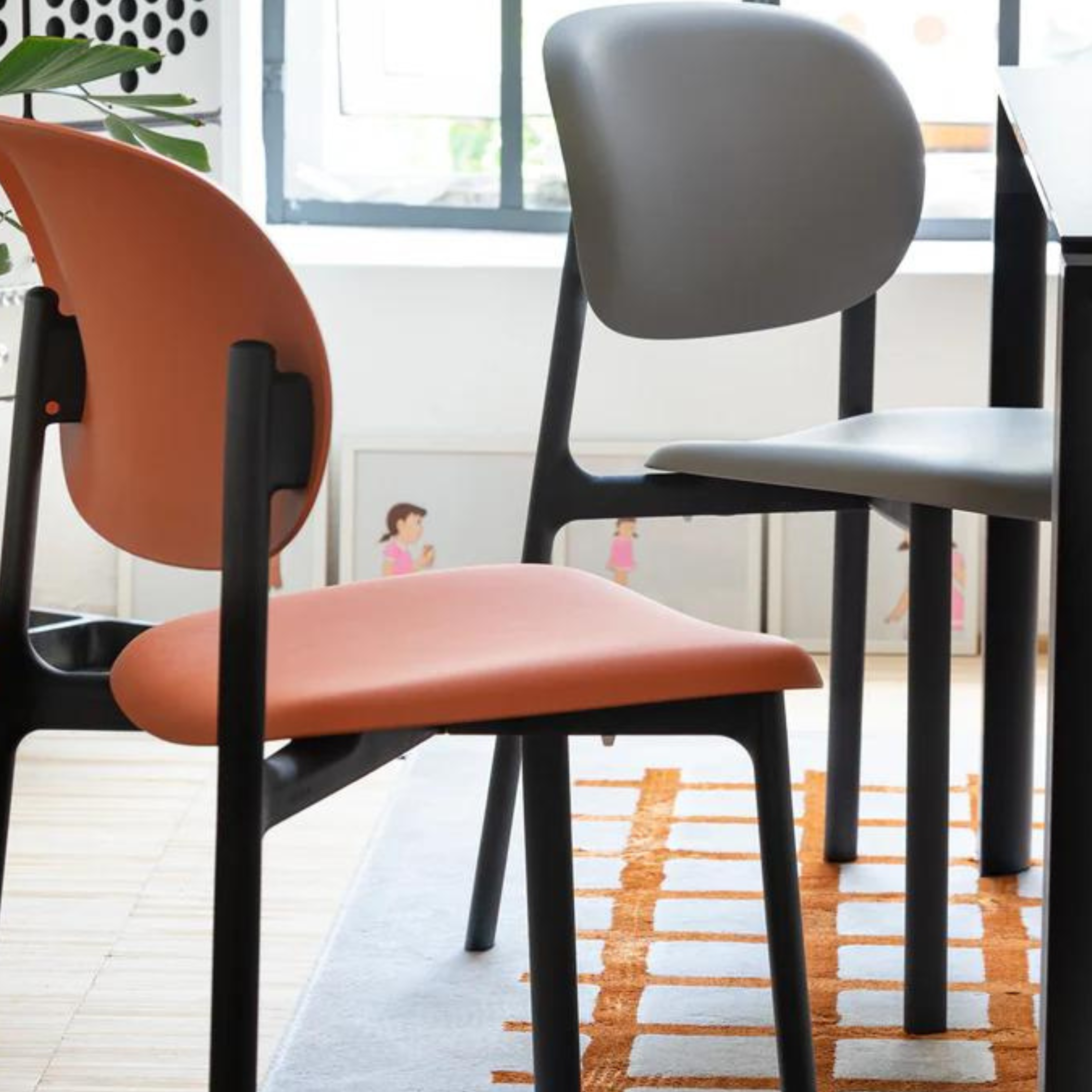 "Zero" modern living room chair in recycled polypropylene 53x53 cm 82h