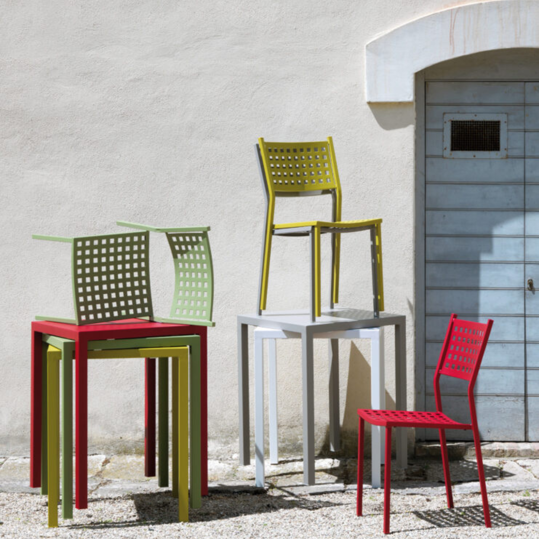 Set of stackable metal garden chairs "Alice" without armrests, 43x48 cm, 85 cm high