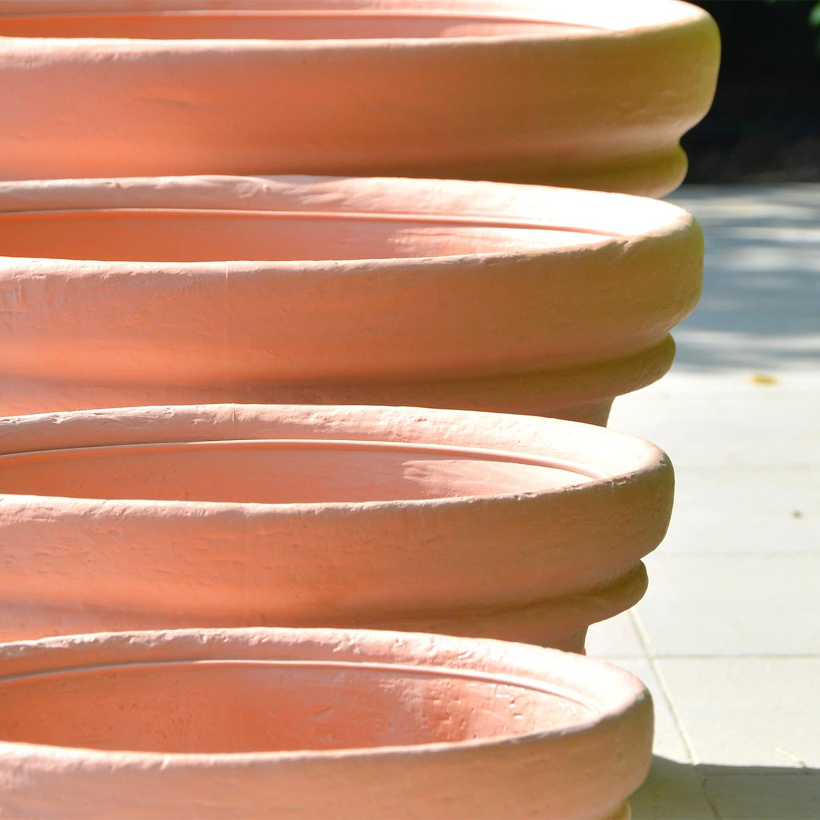 Vaso in resina impruneta Elios per esterno con sottovaso con riserva d'acqua