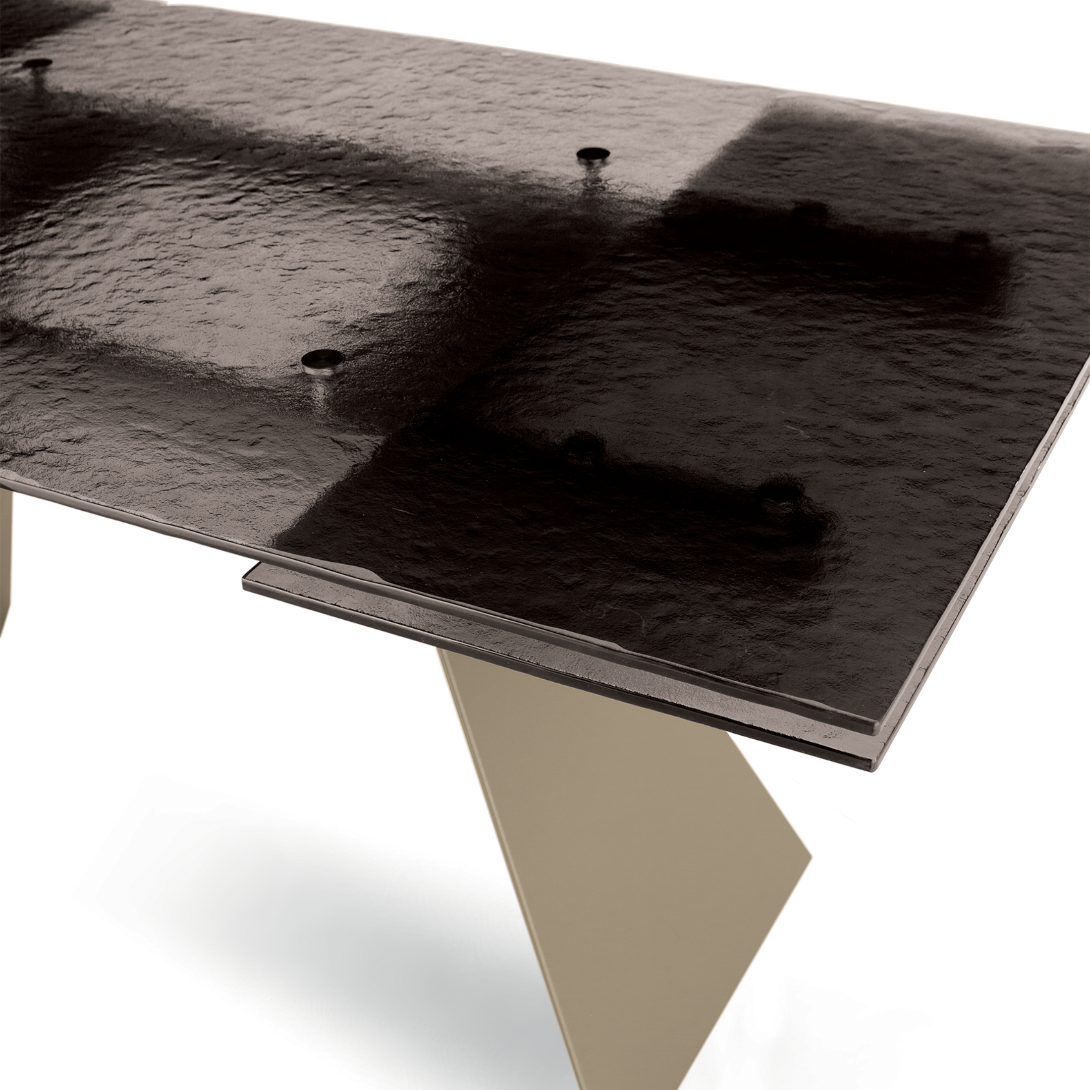 "Rubino" extendable dining table with hammered glass top