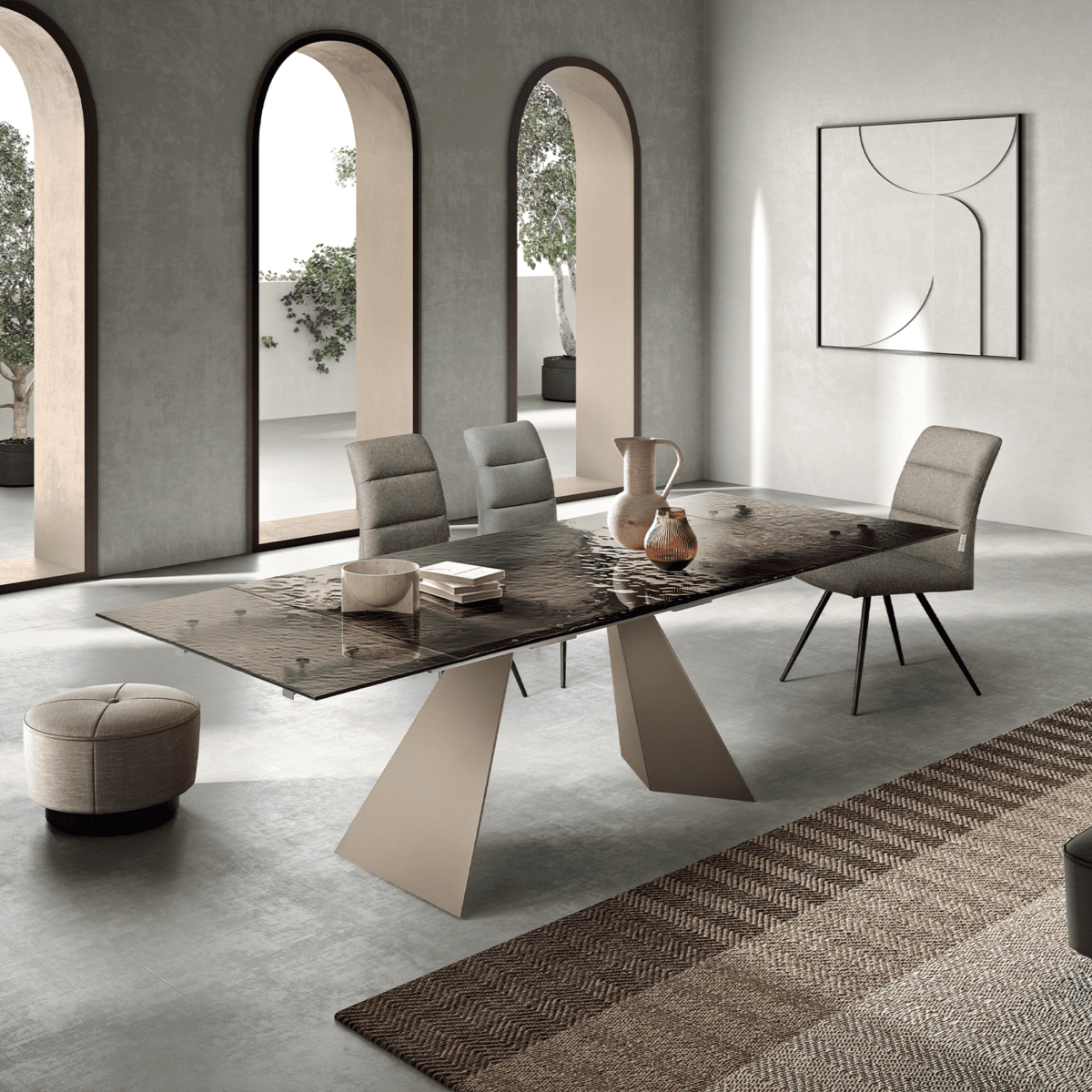 Tavolo allungabile da pranzo "Rubino" con piano in vetro martellato - MondoViro