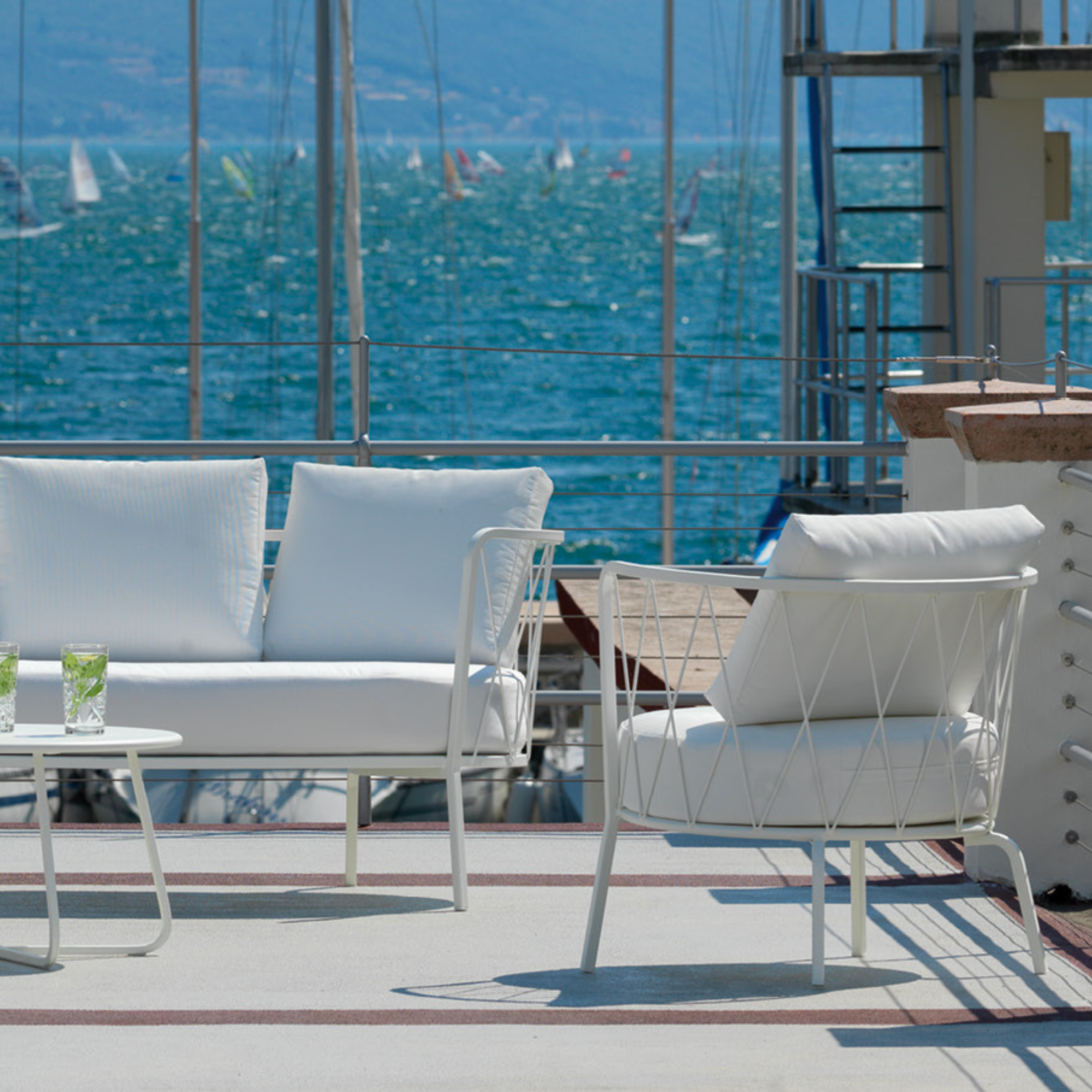 Low armchair in galvanized metal "Daisy12" garden lounge chair 73x73 cm 71h