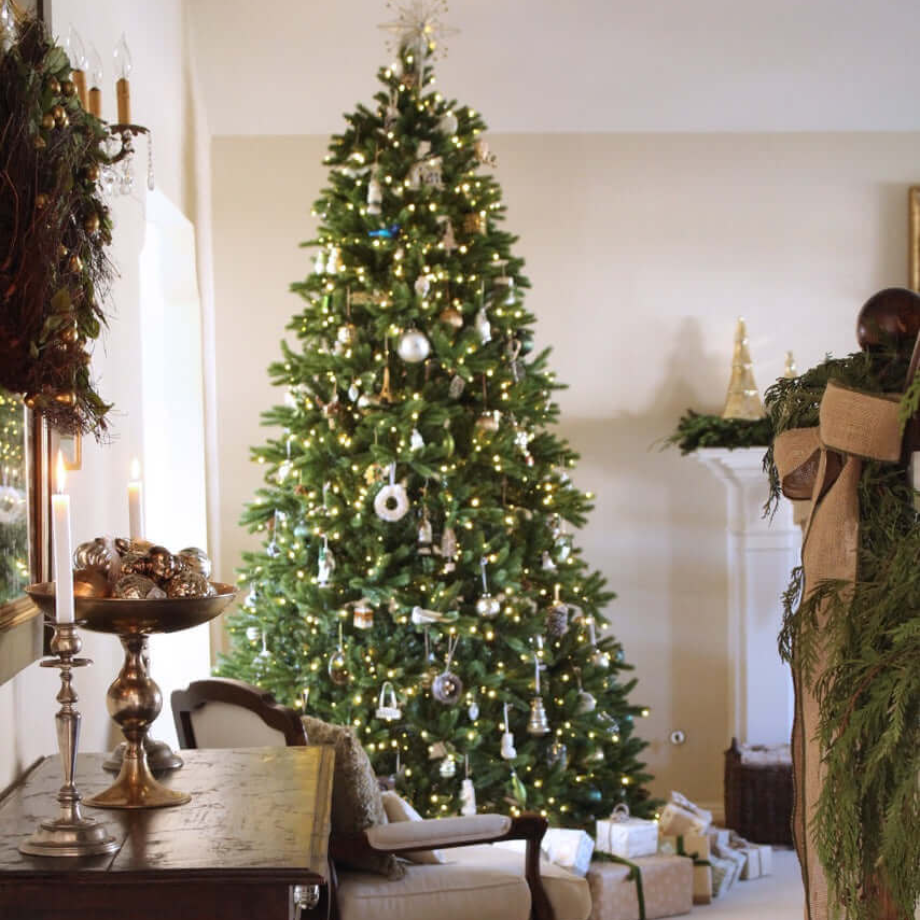 100% modern "North Star" Christmas tree in high quality Real Touch PE effect