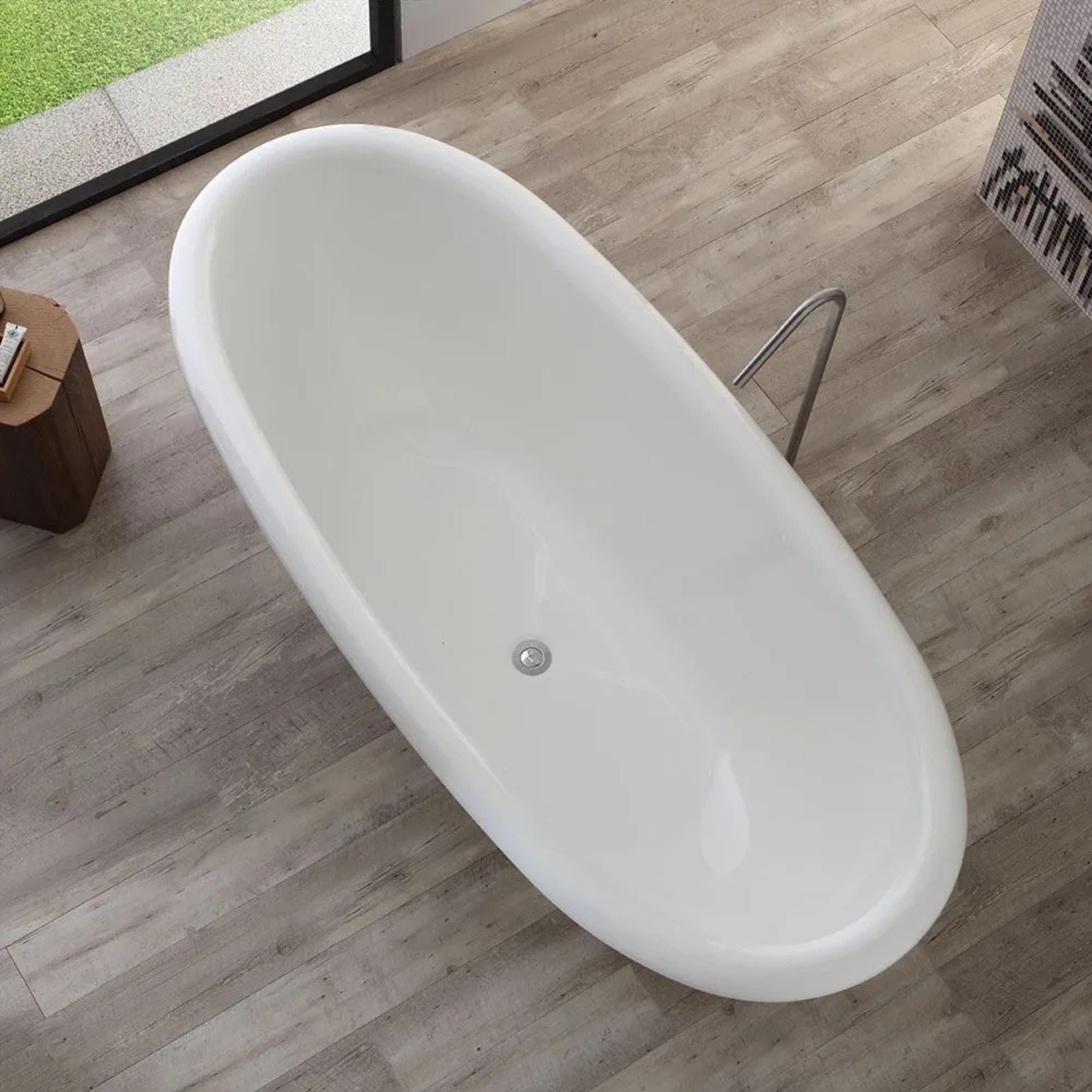 "Rossana" freestanding oval bathtub in recomposed marble, 181x80 cm, 63.3 cm high