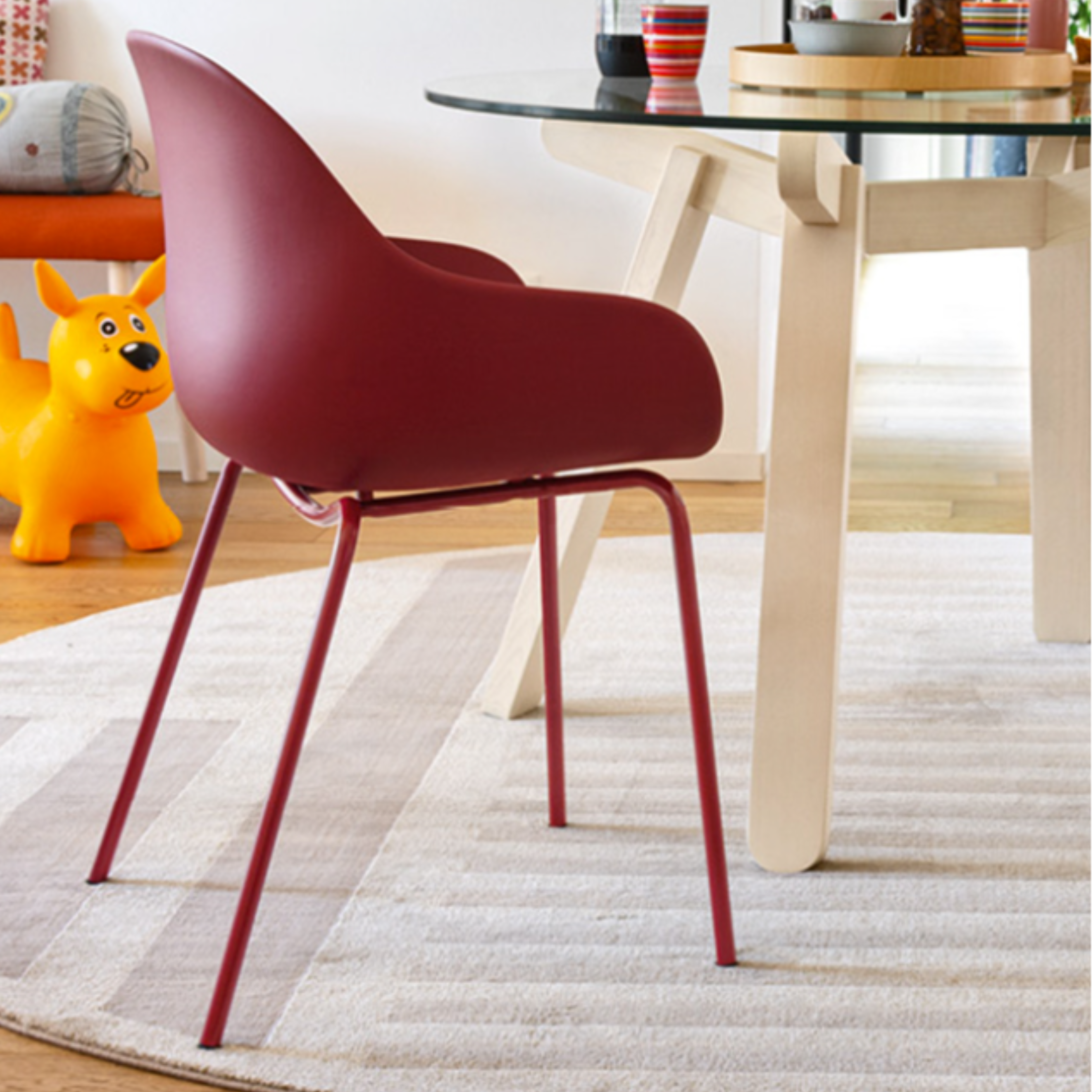 Set of modern "Academy" living room chairs in recycled polypropylene cm 53x50 83h