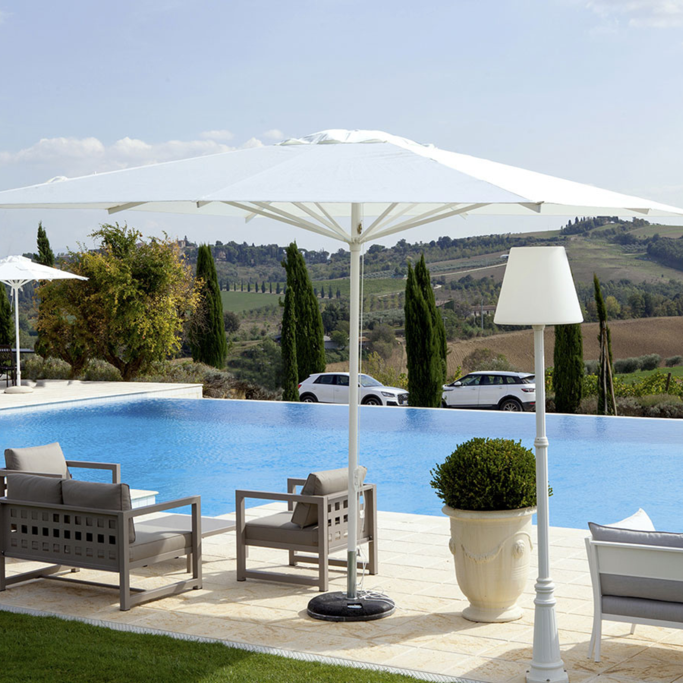 Modern garden umbrella "Facility Classic" with white telescopic central pole
