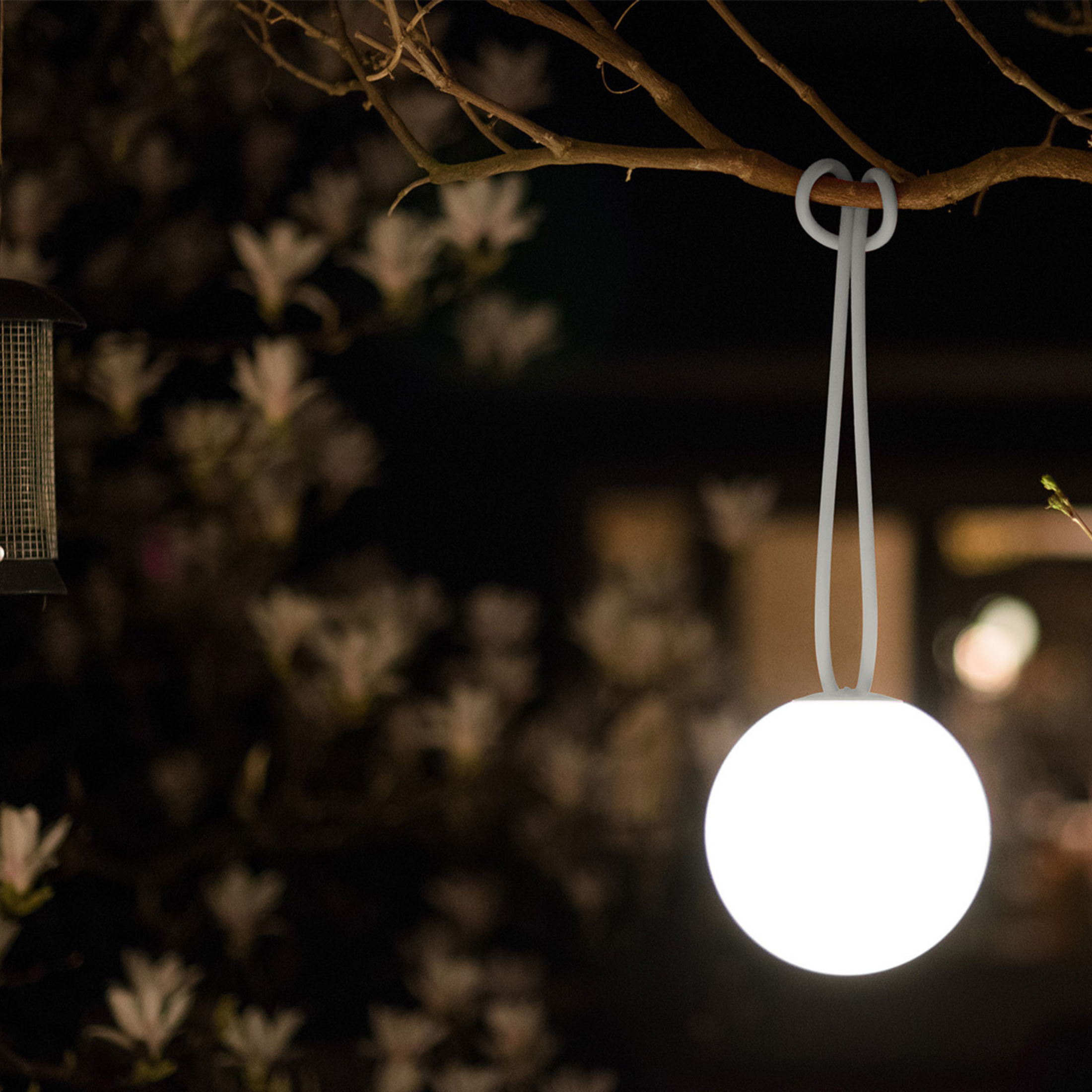 Set of 2 "Bolleke" battery-powered LED hanging lamps in HDPE with rubber hook, 20x20 cm