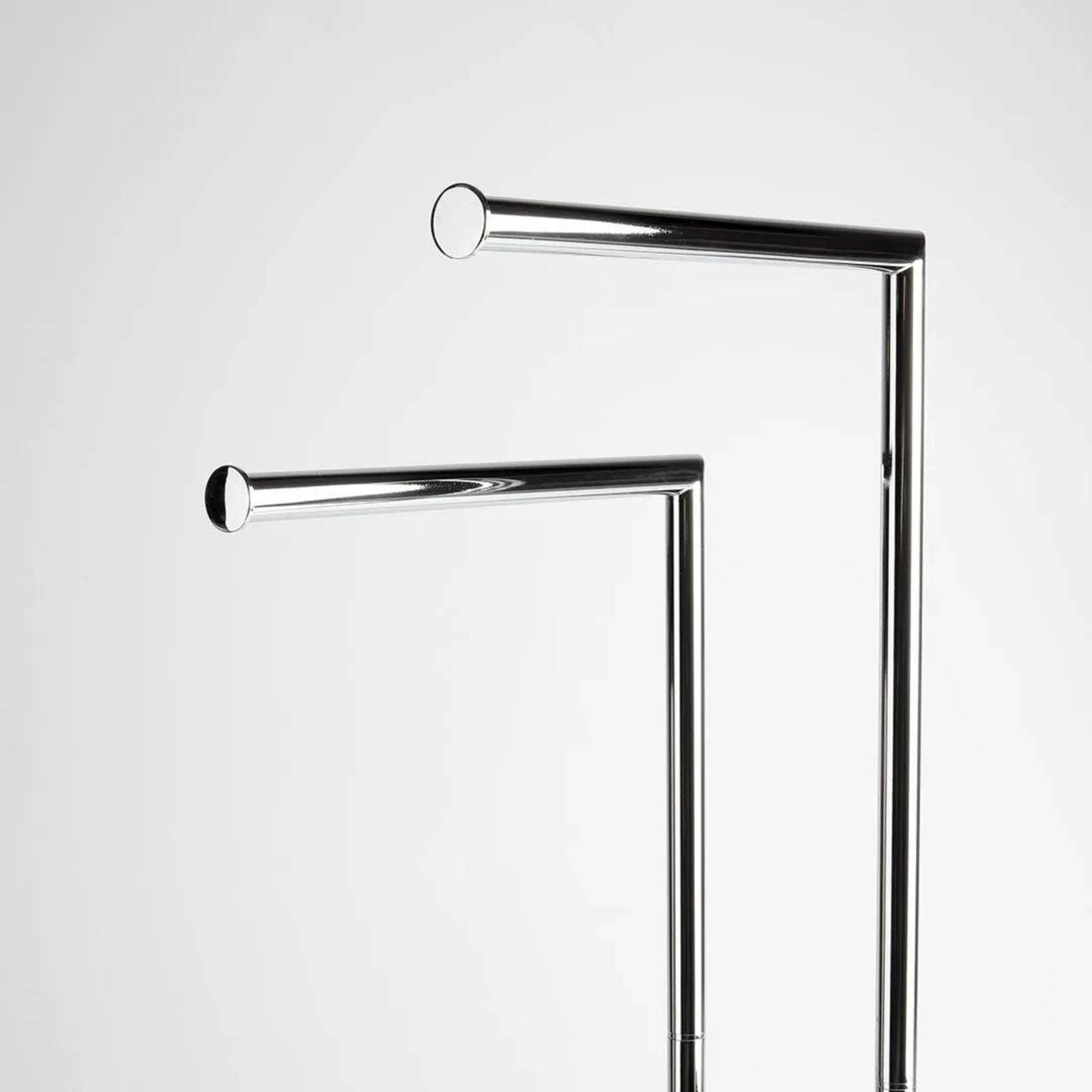 "Wilhelm" chrome-plated metal towel holder with rectangular base for 2 towels