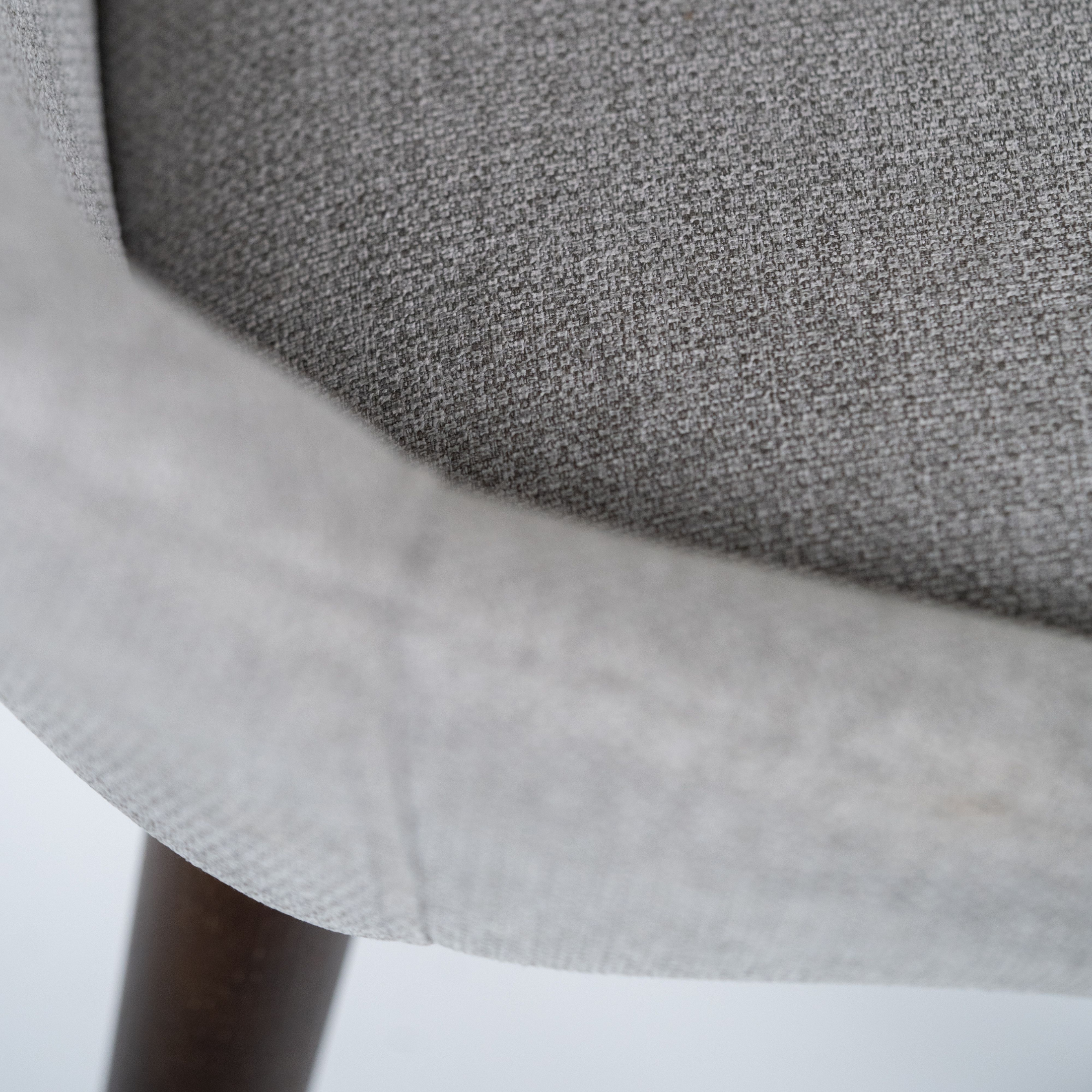 Set of modern dining chairs in "Zaira" fabric with wooden frame, 49x58 cm, 85 cm high