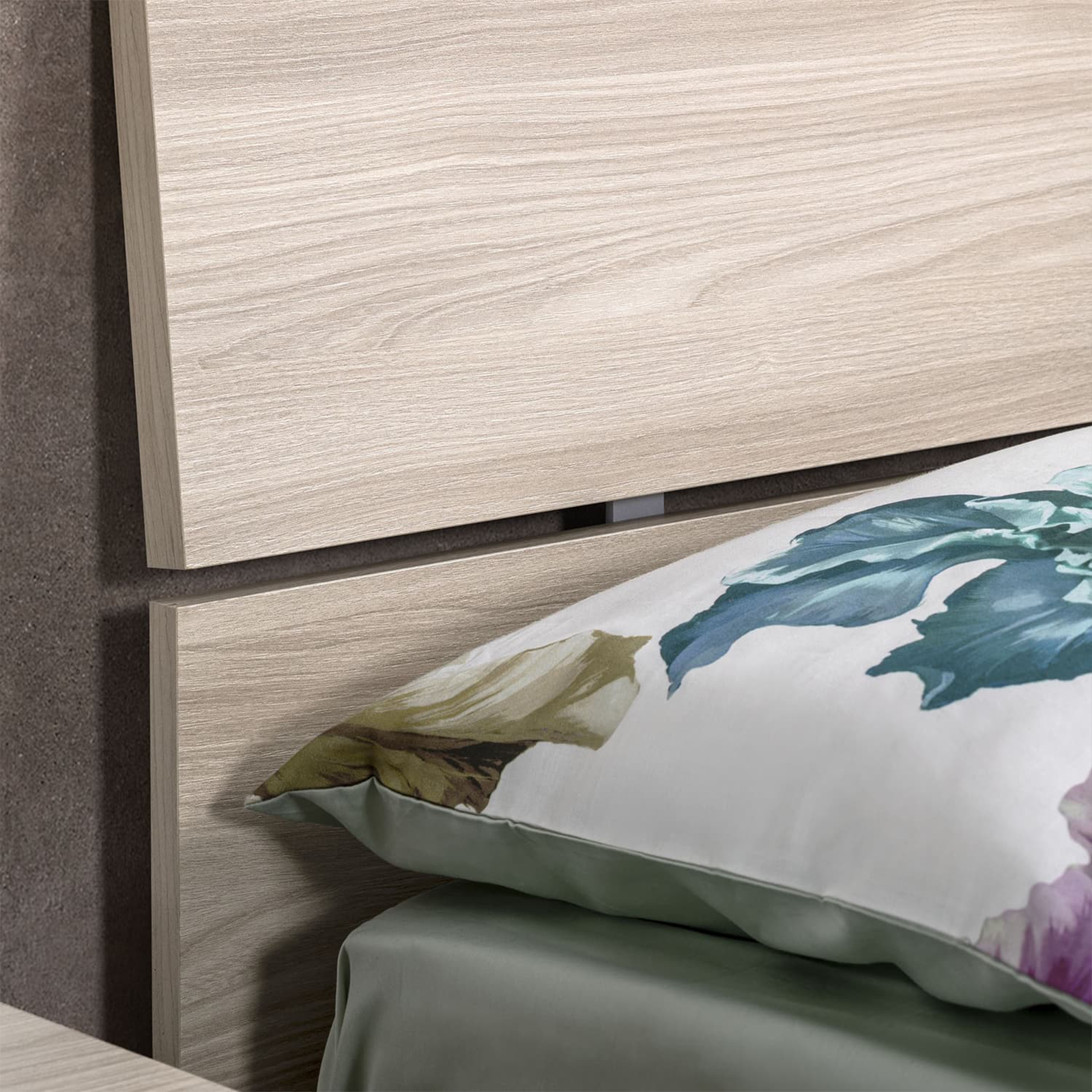 Single bed in elm wood "Modern" 200x85 cm 98h