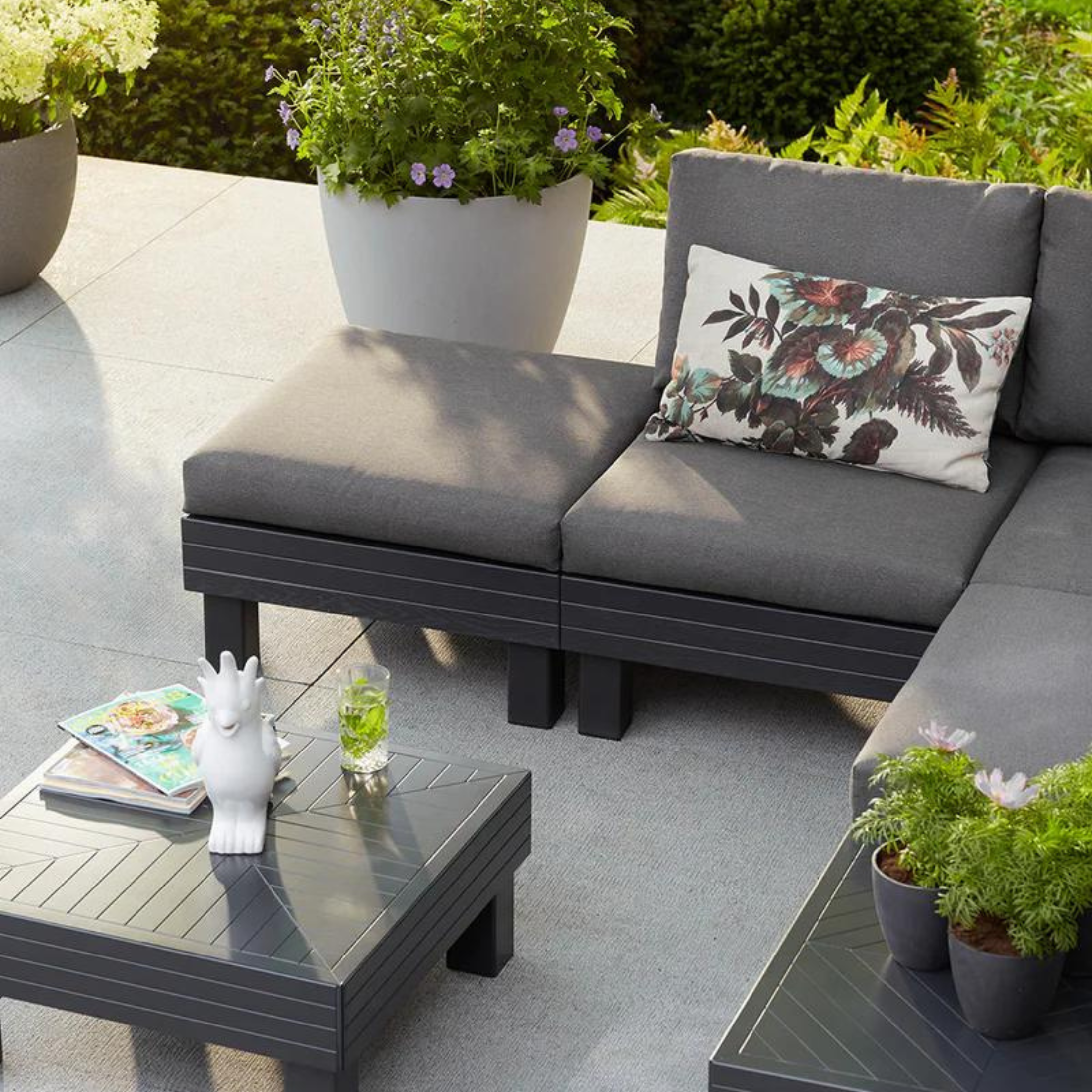"Elements" 5-seater garden set with a sofa, 2 armchairs, and 1 modular coffee table