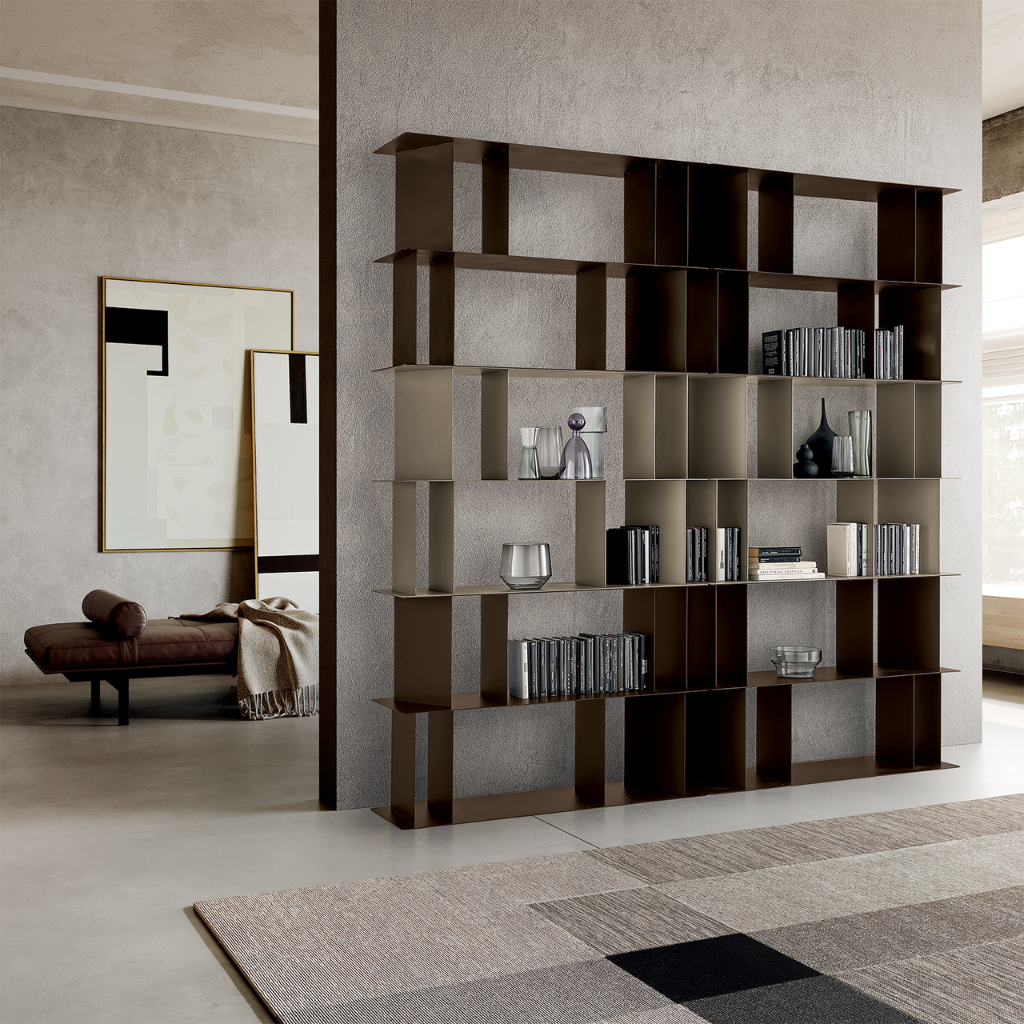 Versatile and modular three-shelf "Bert" metal bookcase, 130x40 cm, 85 cm high.