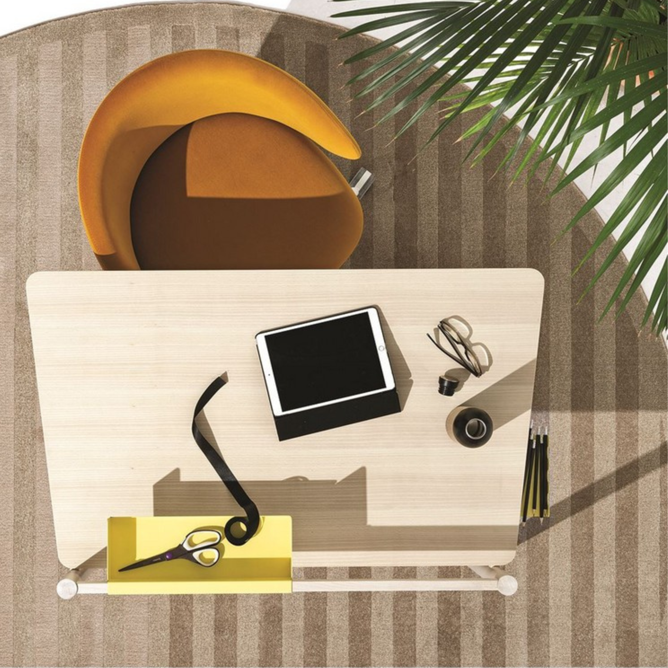 Modern office chair "Tuka" with 360° steering wheels cm 56.5x59 83h