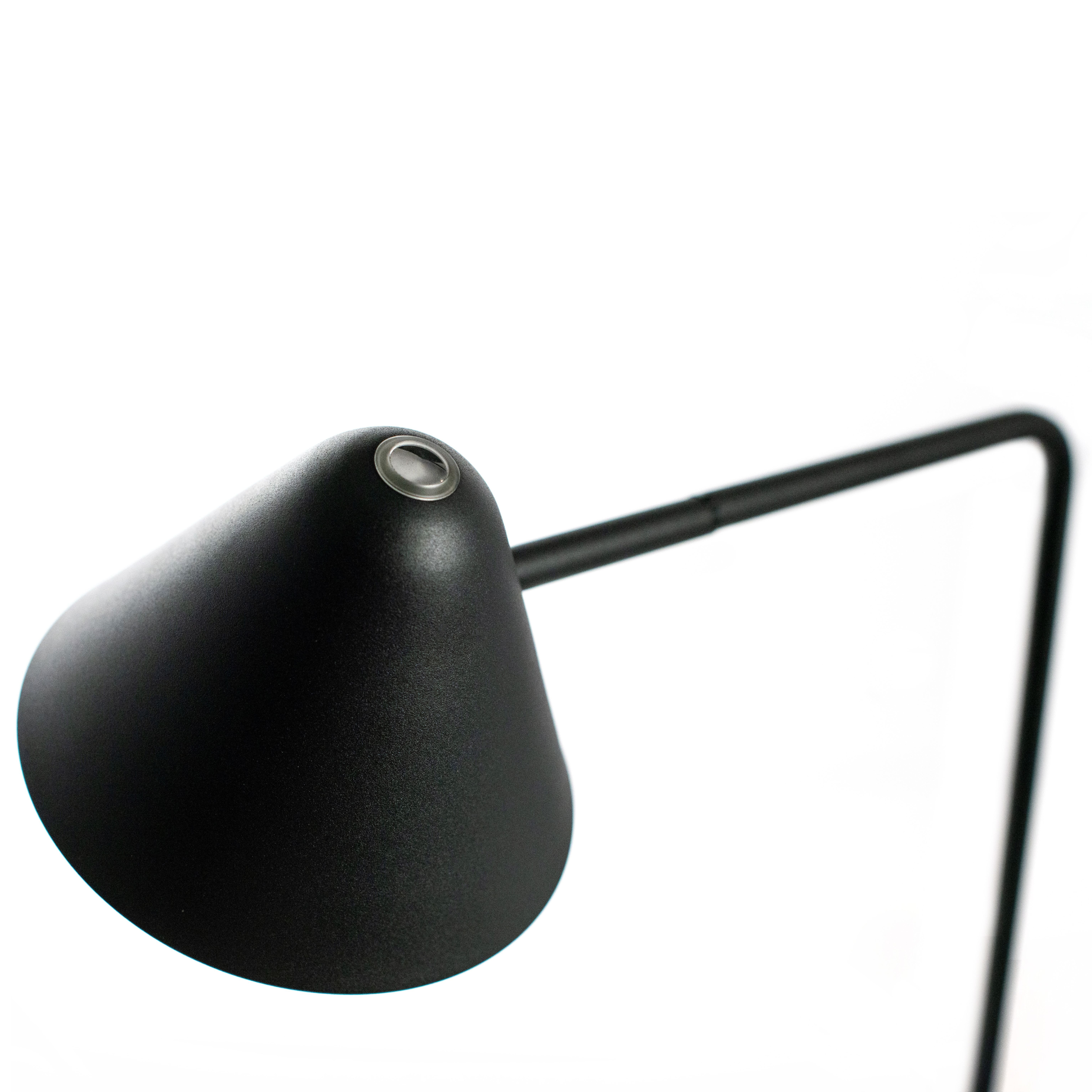 Metal lamp with "Perl" lampshade, floor, table and hanging