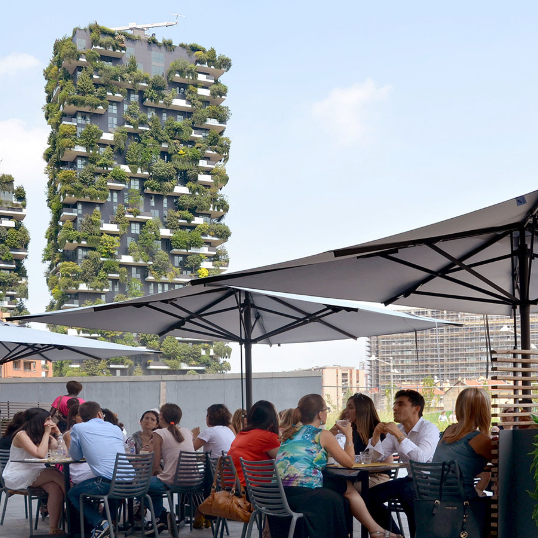 Modern white "Platino Basic" garden umbrella with anthracite telescopic central pole