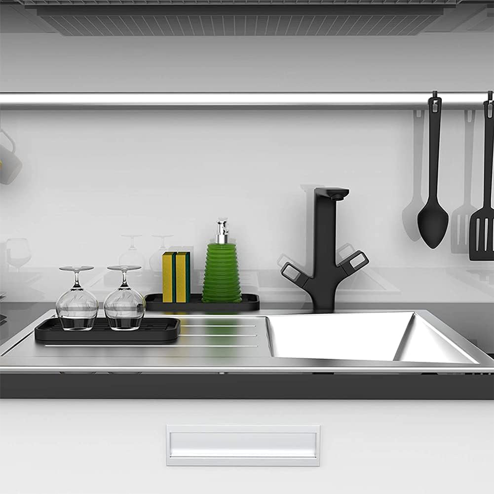 "Seventy" bathroom soap dish in matt black resin for solid soap 12.4x8 cm 2.1h