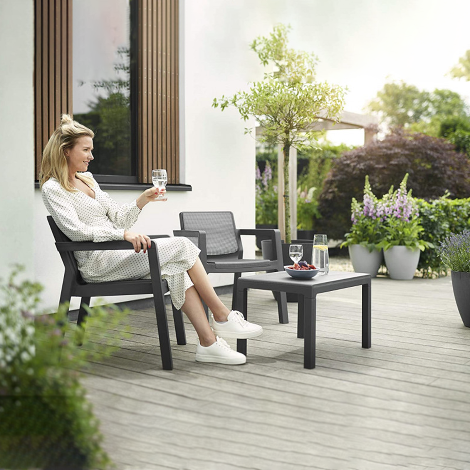 "Emily" graphite resin garden lounge set, sofa, 2 armchairs, coffee table with cushions