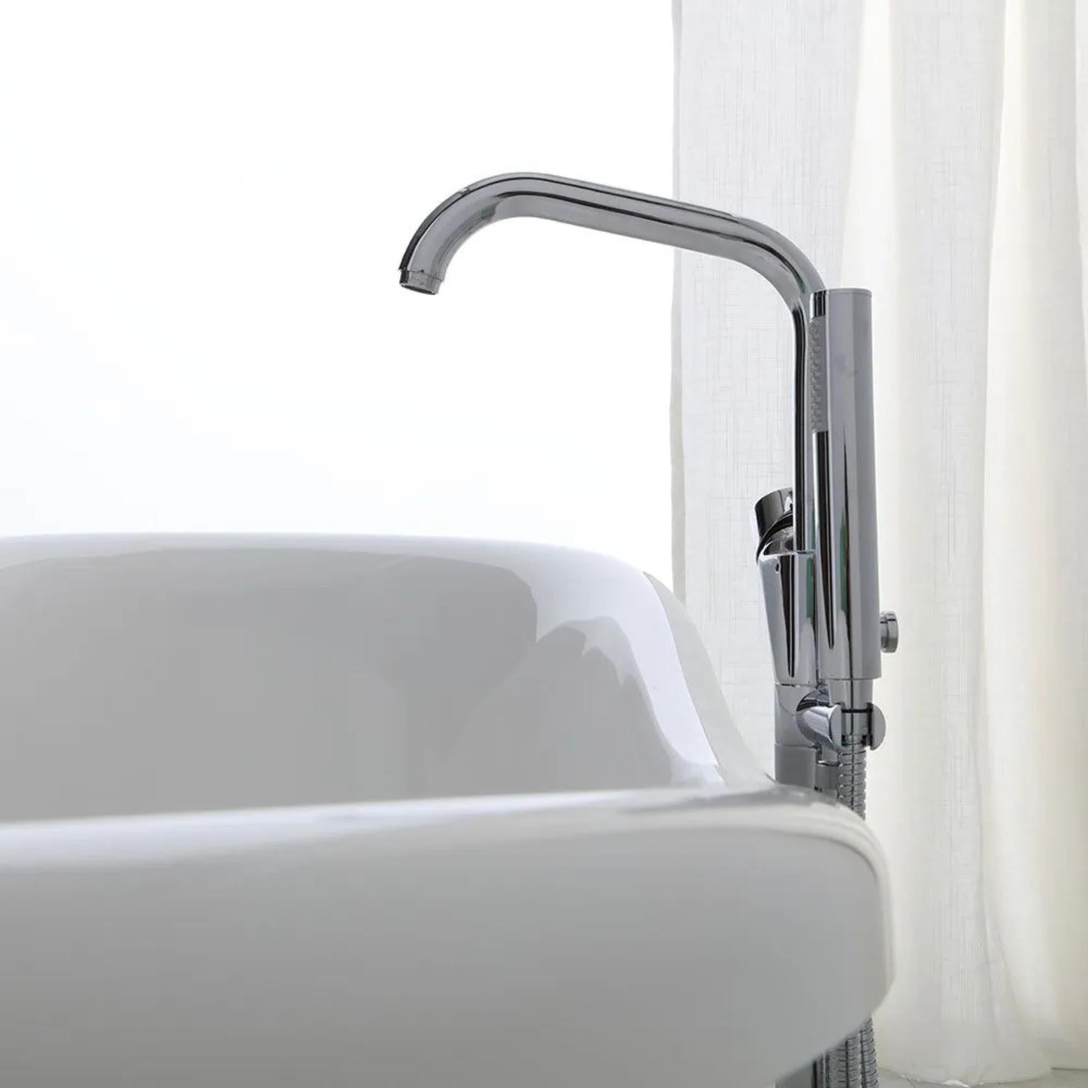 Classic freestanding bathtub "Romanza" in recomposed marble 168x76 cm 55h