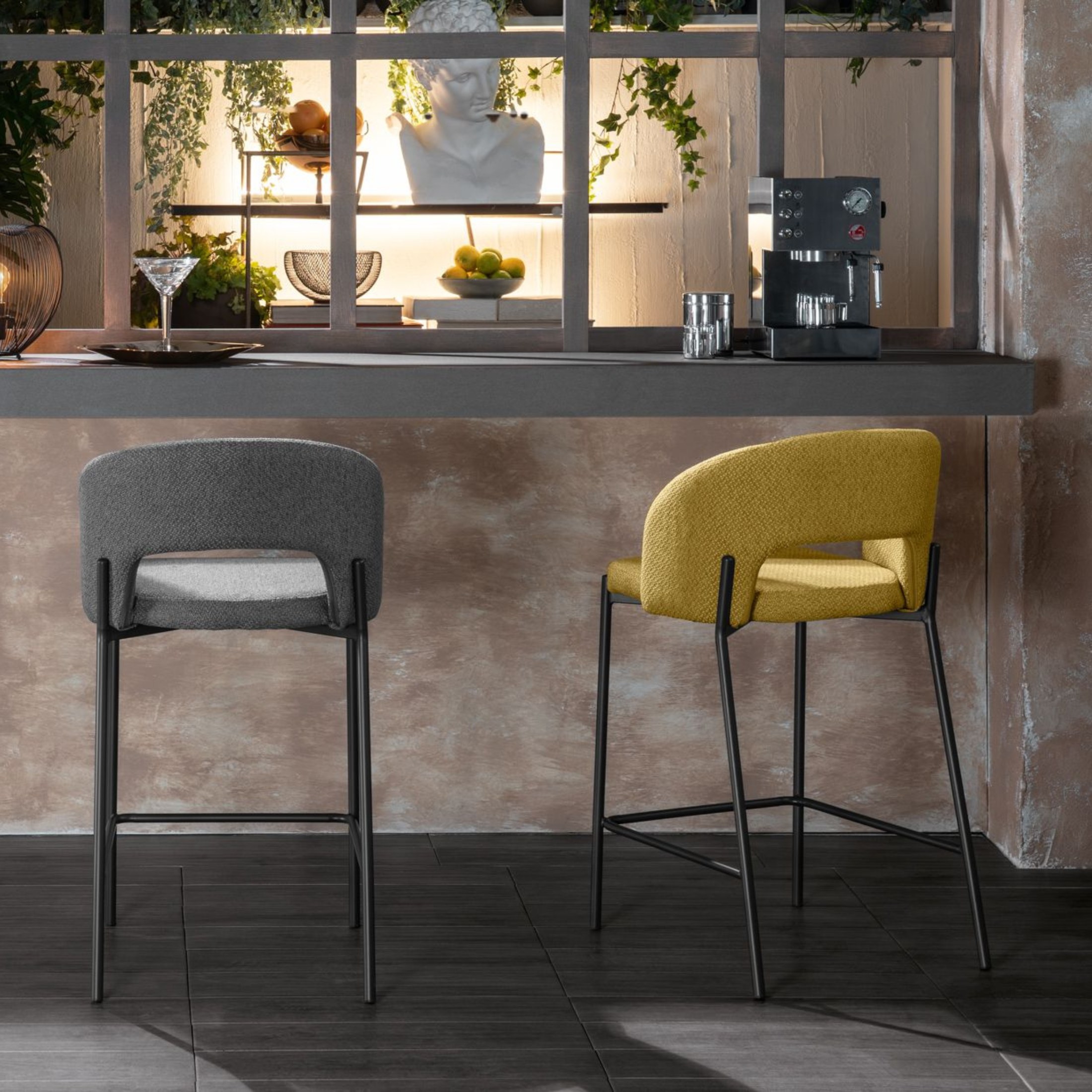 Set of "Alan" high stools in padded fabric with footrest cm 52x50 98h