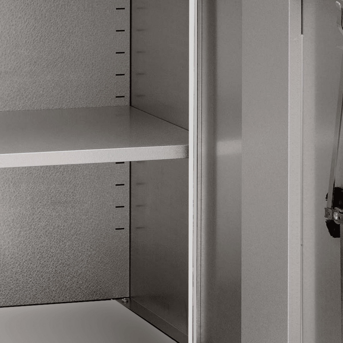 Armadio spogliatoio a 3 ante "Merlin" in metallo con ripiano e appendiabiti - MondoViro