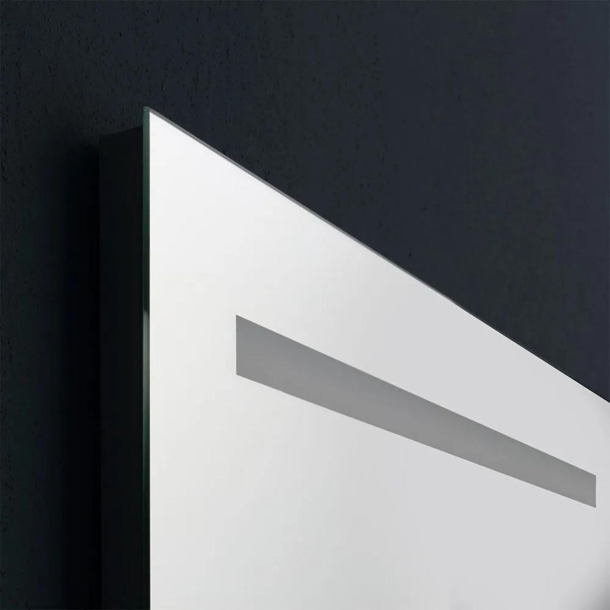 Specchio rettangolare con fascia a led "Valderico" profili in simil alluminio - MondoViro