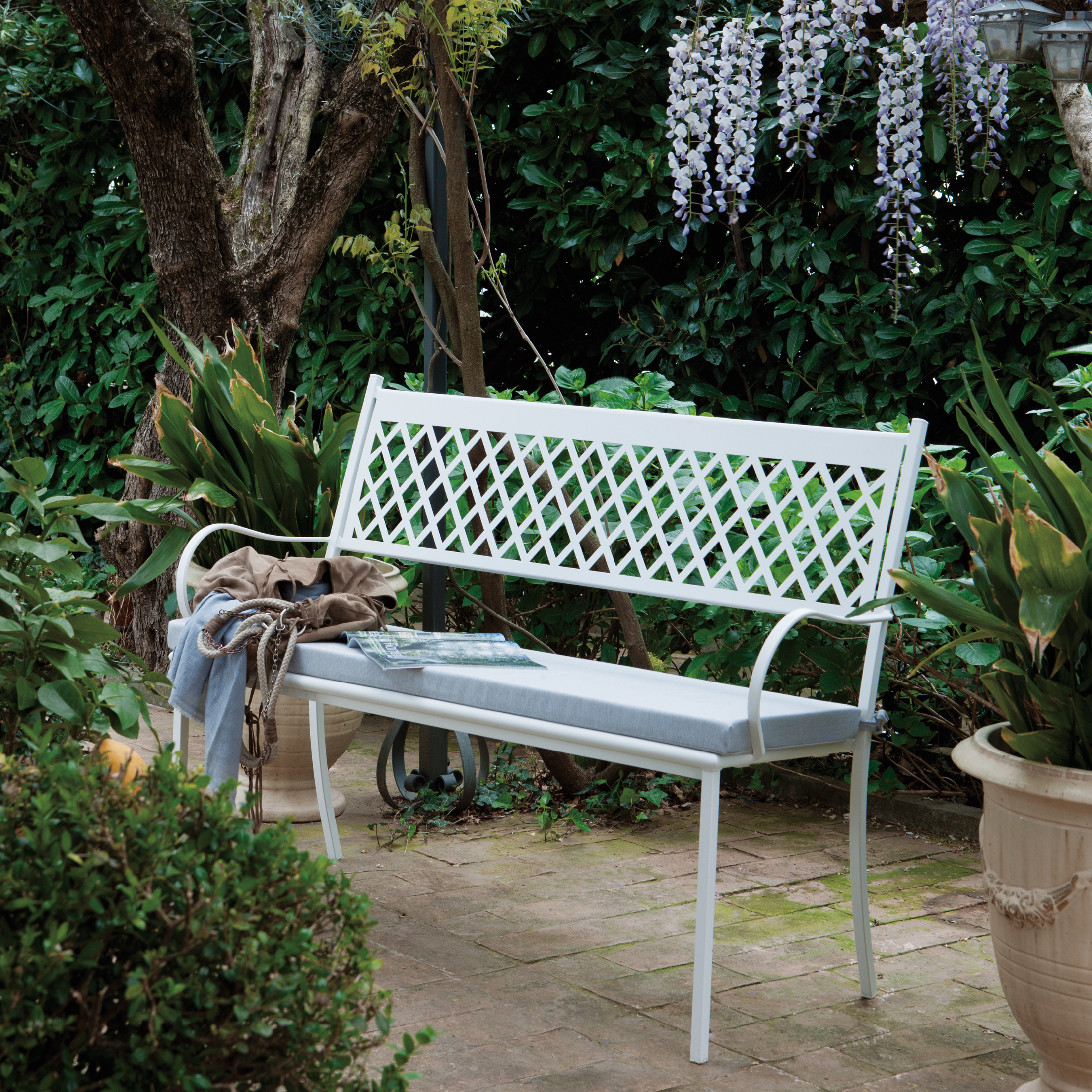 "Summertime" stackable metal garden bench, 127x56 cm, 93 cm high