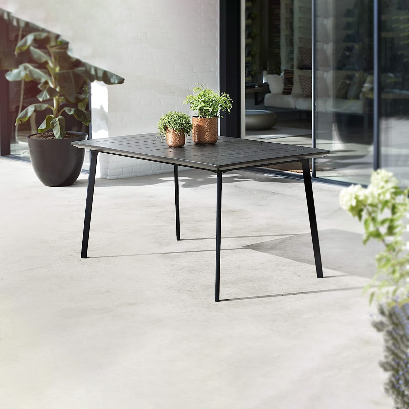 "Cast Iron" resin dining table with cast iron effect top for the garden, 150x90 cm, 74h