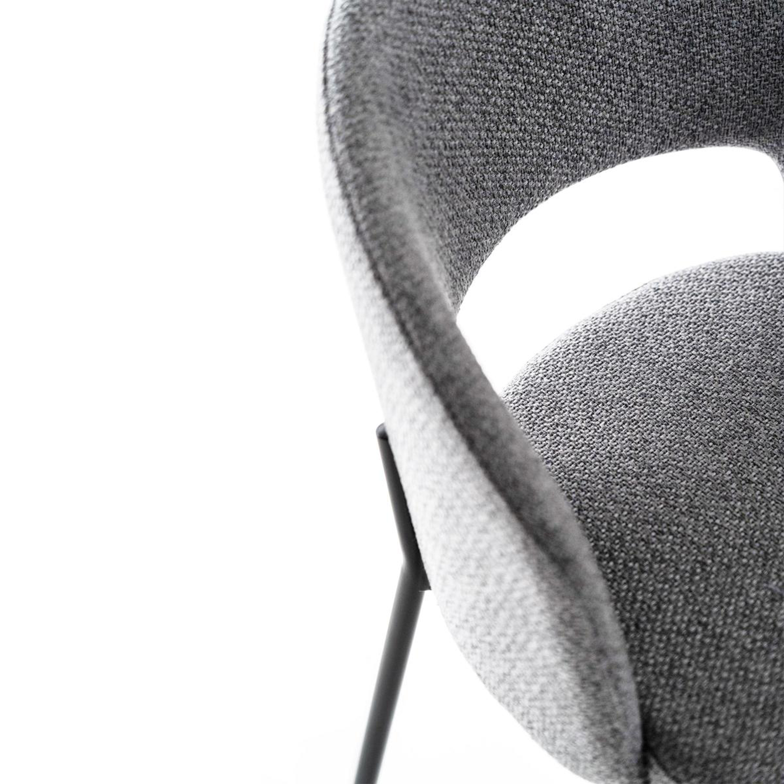 Set of modern upholstered "Erica" dining chairs in fabric, 56x52 cm, 78.5 cm high.
