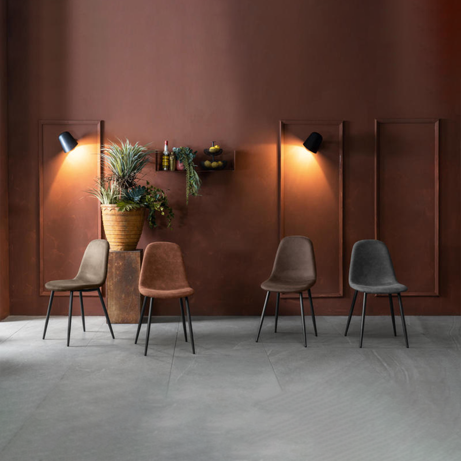 Set of modern "Ginestra" upholstered chairs in faux leather, 50x44 cm, 84h