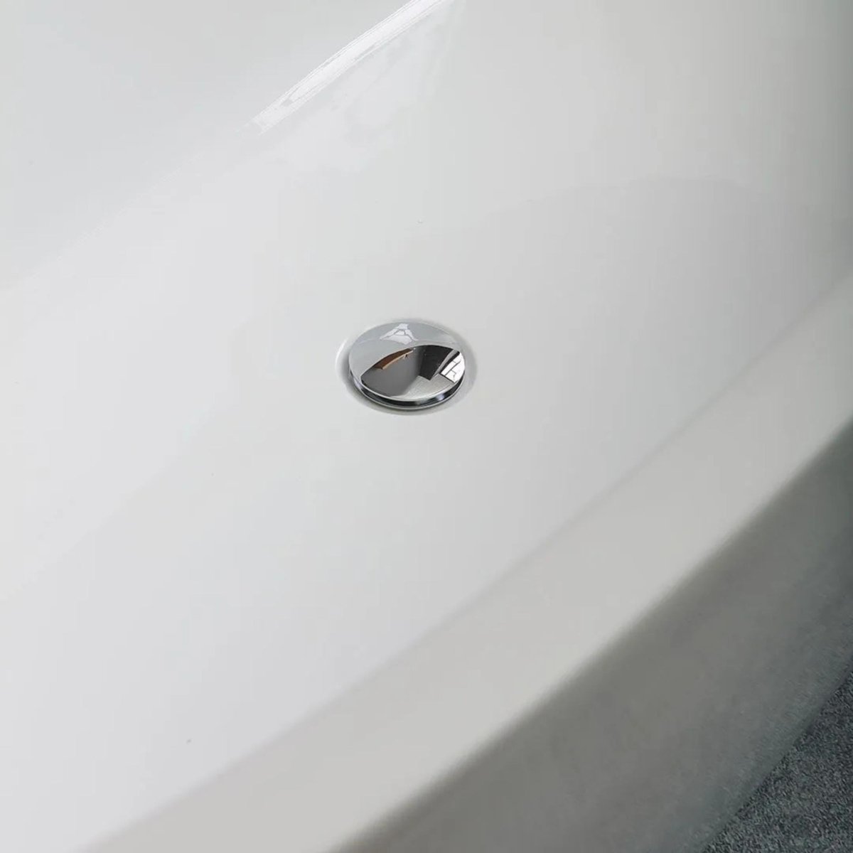 Vasca da bagno ovale a centro stanza "Clarissa" in acrilico bianco cm 165x75 59h - MondoViro