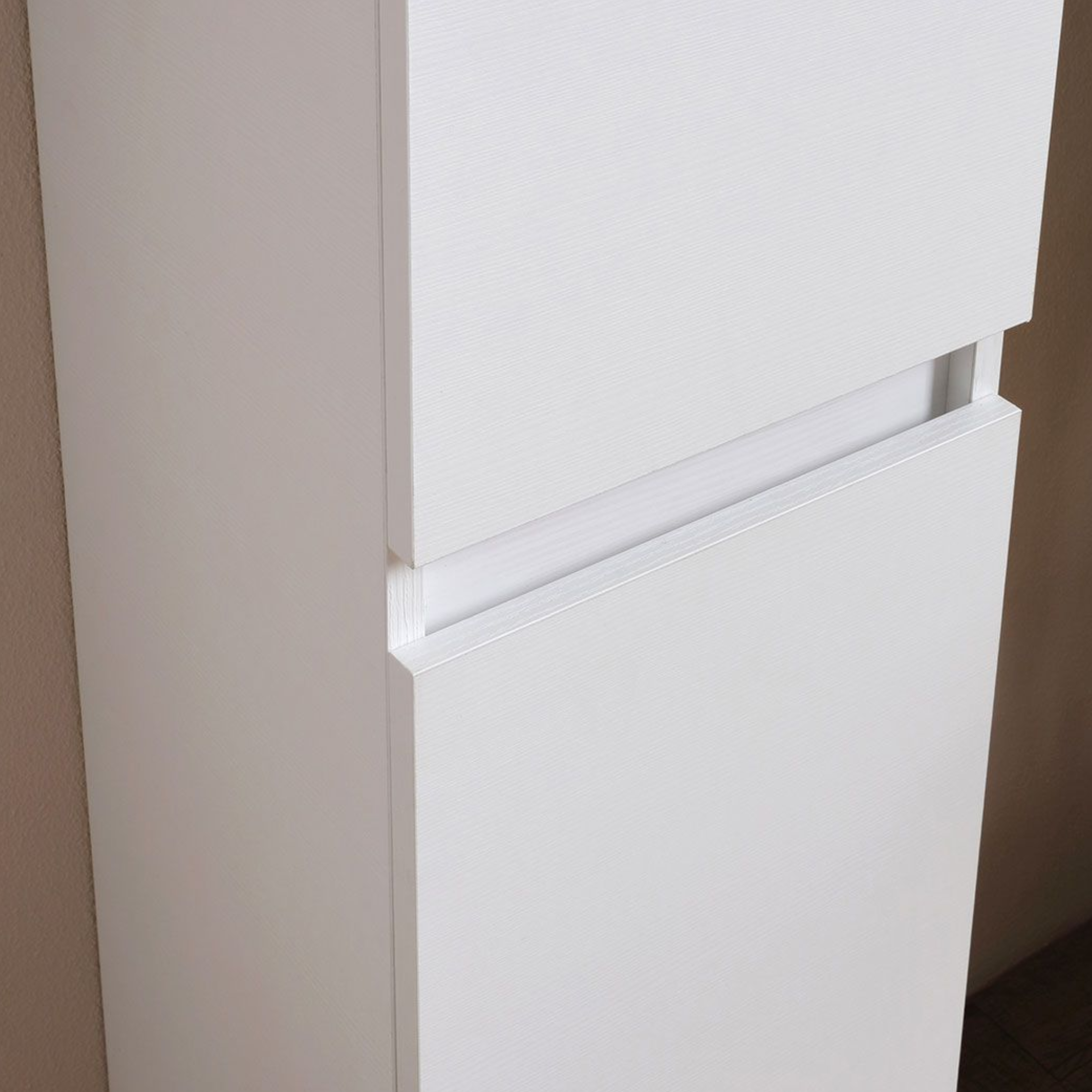 Tall suspended white wood-effect wall unit with two doors, 30x30 cm, 170 cm high