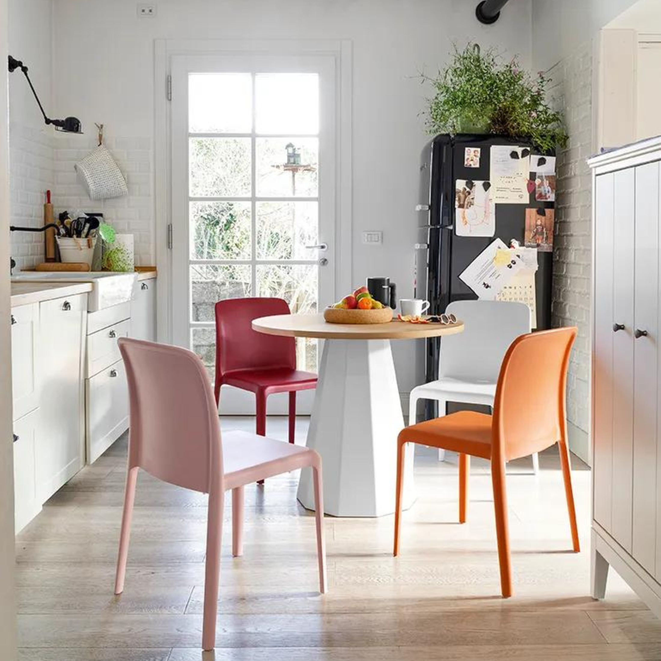 Set of stackable polypropylene chairs "Bayo" for outdoor and indoor use, 54x52 cm, 81h