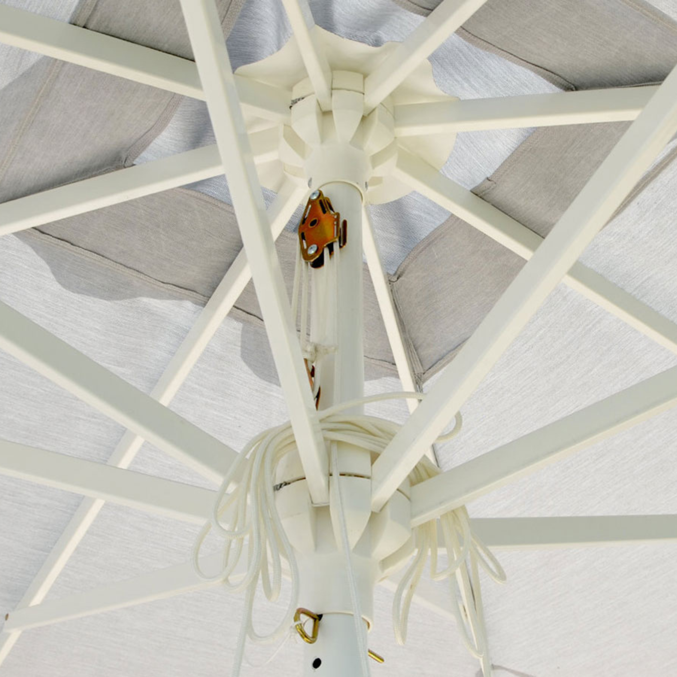 Modern "Zaffiro Classic" umbrella with white central pole