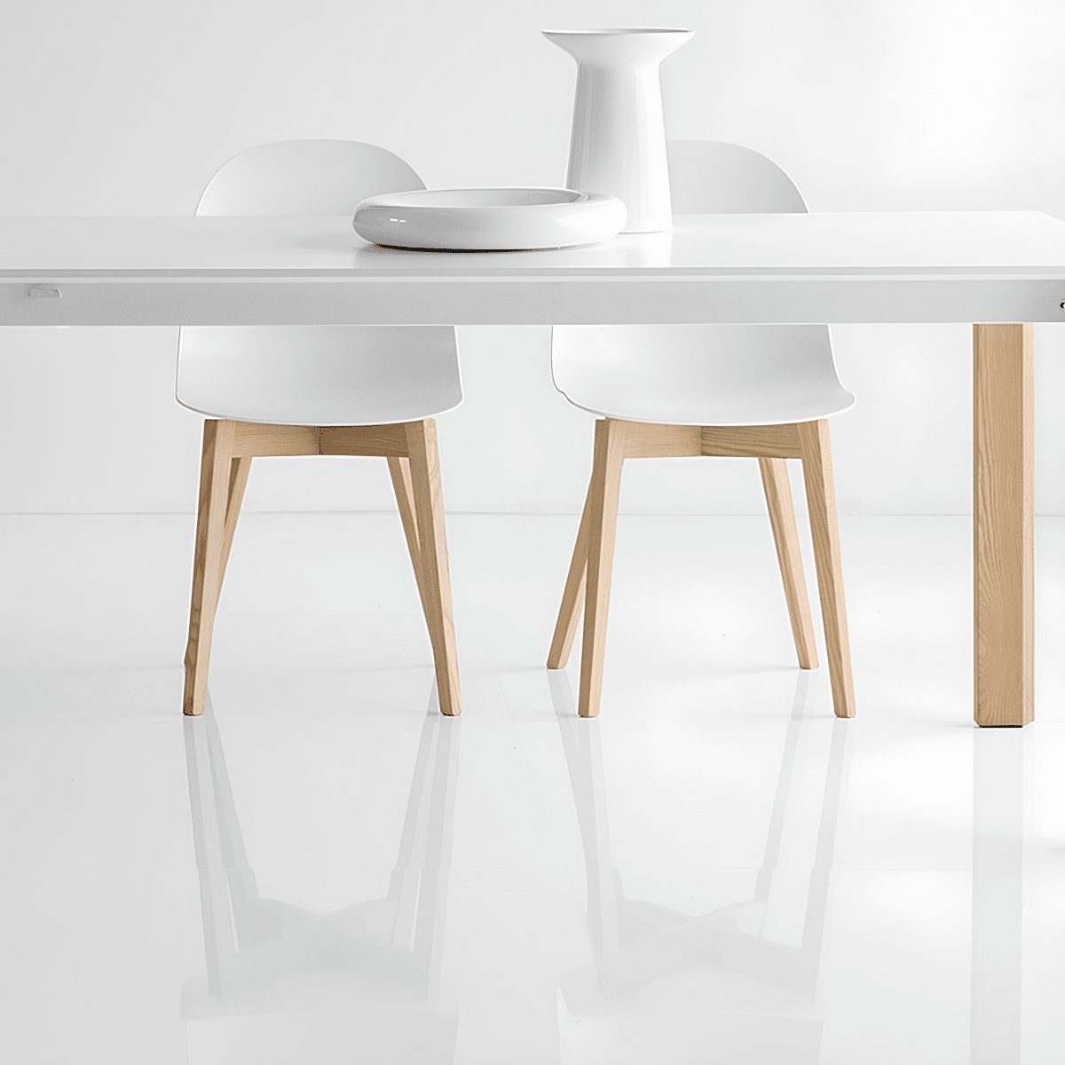 Set sedie moderne da soggiorno "Academy" con gambe in legno massello cm 44,5x51 84h - MondoViro