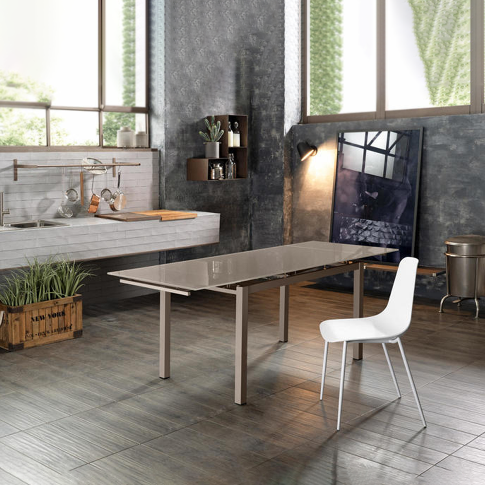 Extendable "Bali" table with tempered glass top and metal legs