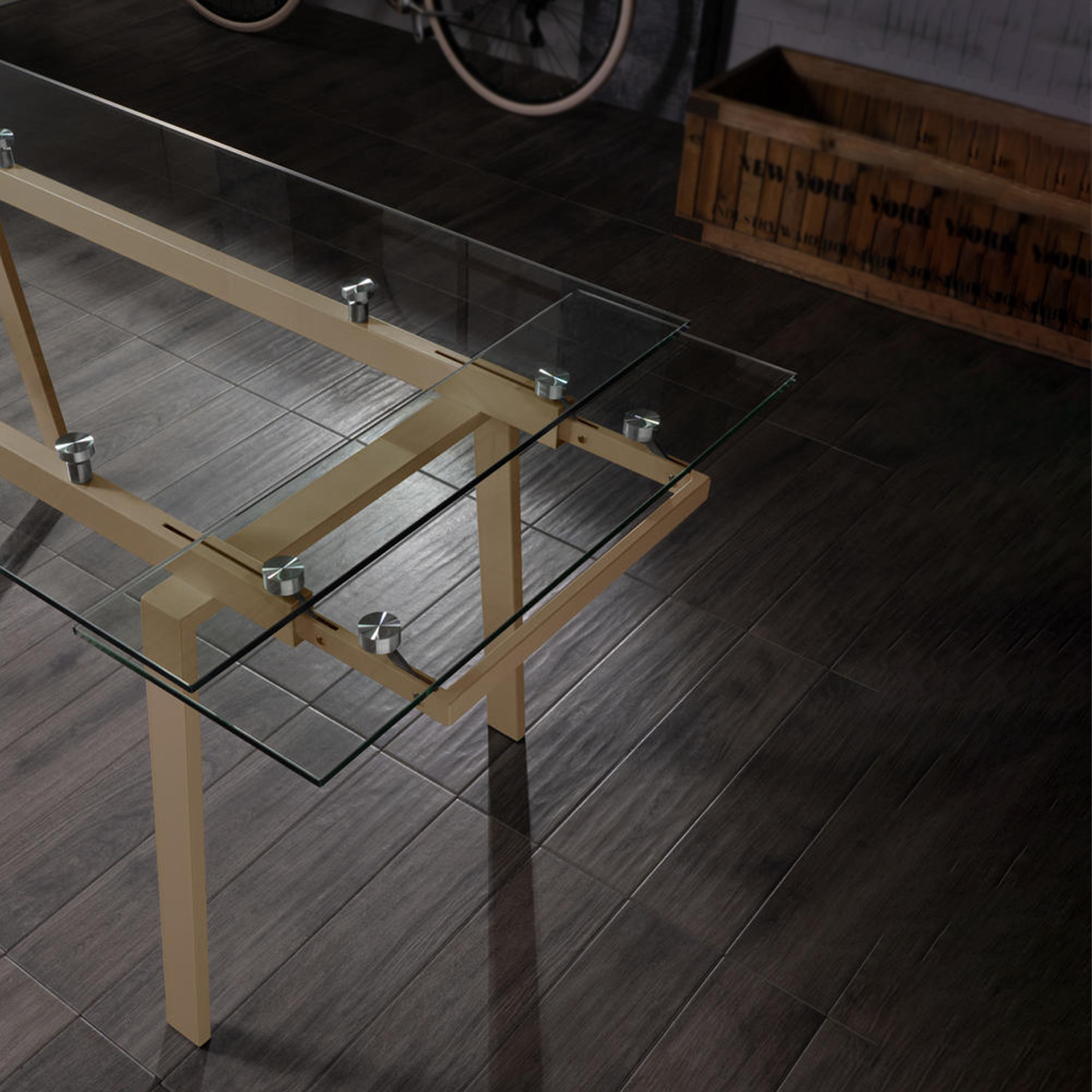 Extendable tempered glass table "Nathan" with metal legs, 140/200x80 cm, 76 cm high.