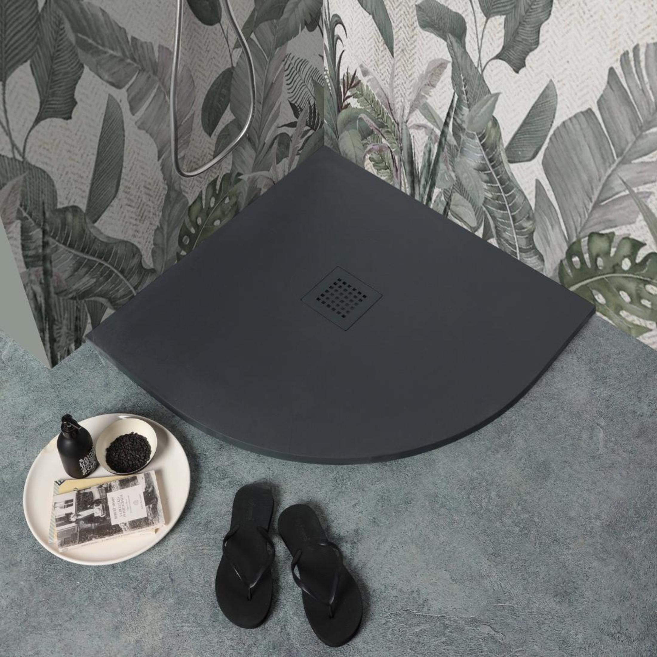 "Milano" semicircular shower tray in non-slip stone-effect resin